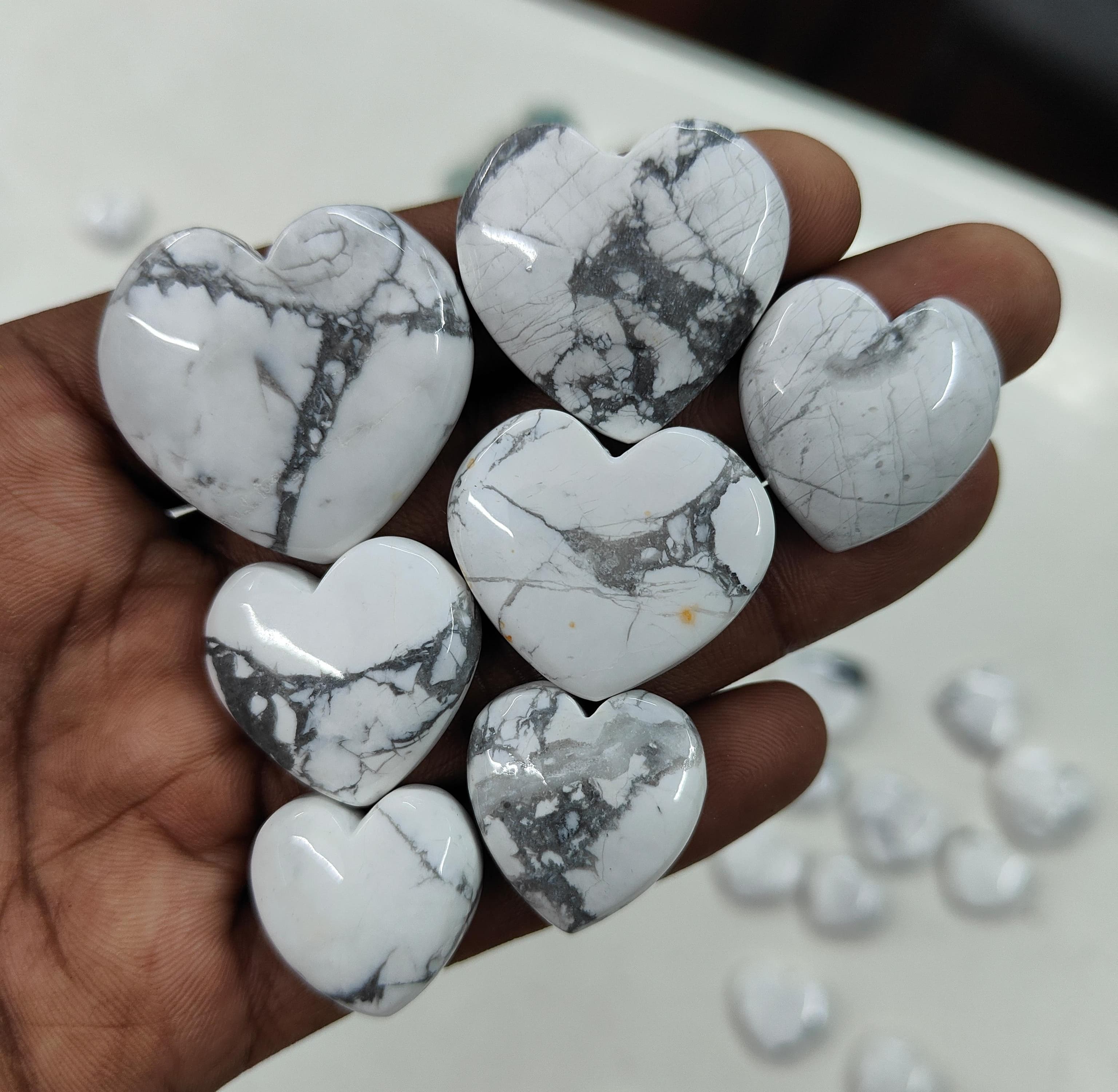 Natural Howlite  Heart Shape  -Size Gemstone (Cabochon ) Howlite  