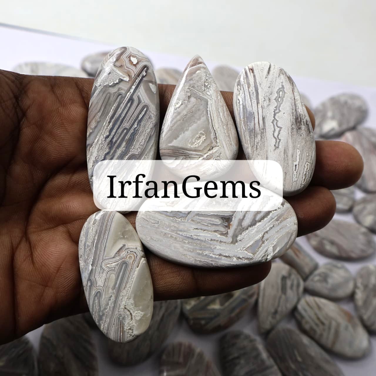 Natural Lattice Agate Mix-Size Gemstone (Cabochon ) Lattice Agate