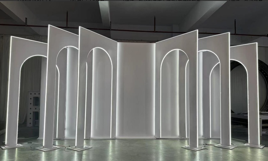 Fanned Arch Backdrop