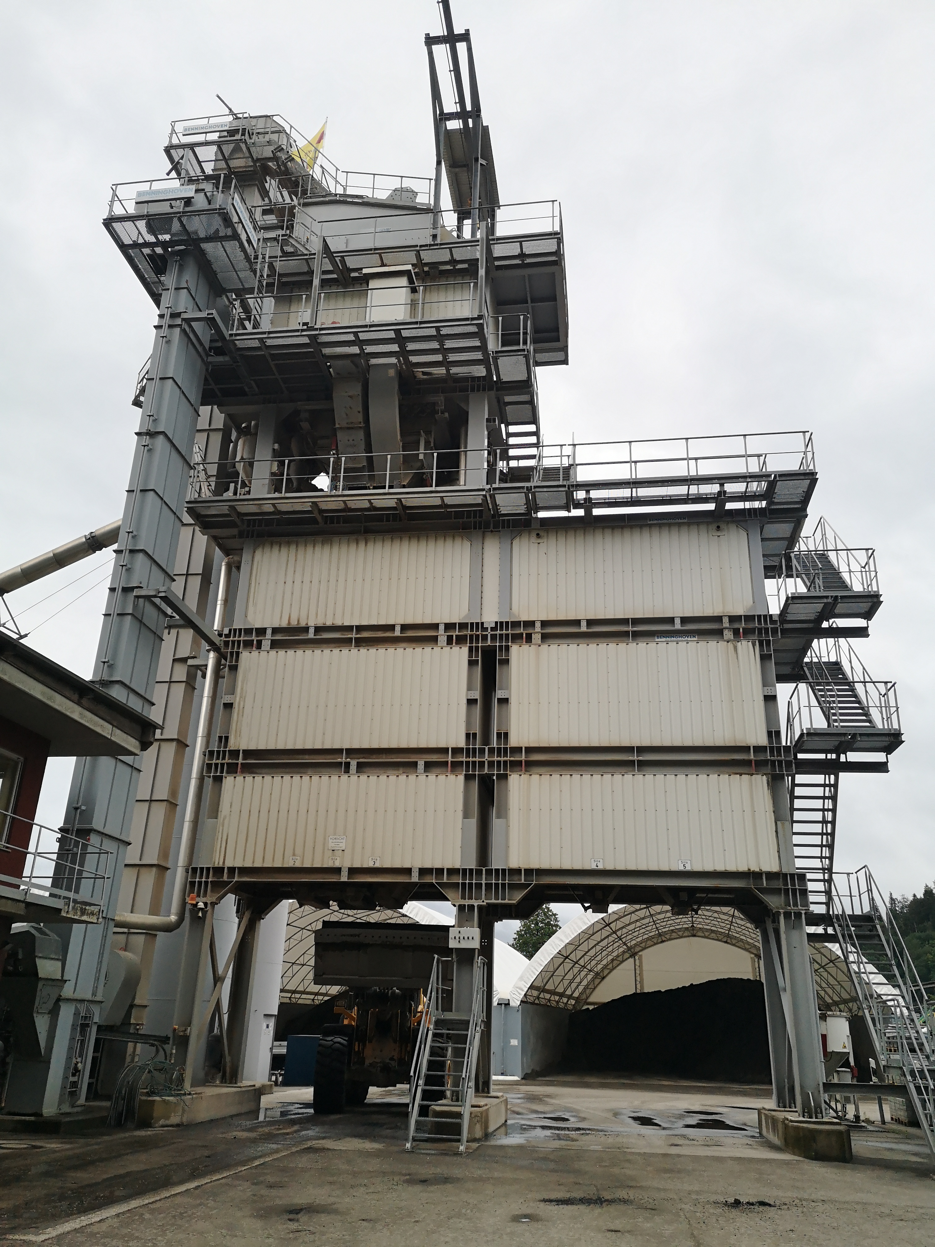 Benninghoven Asphalt Mixing Plant 240 tph
