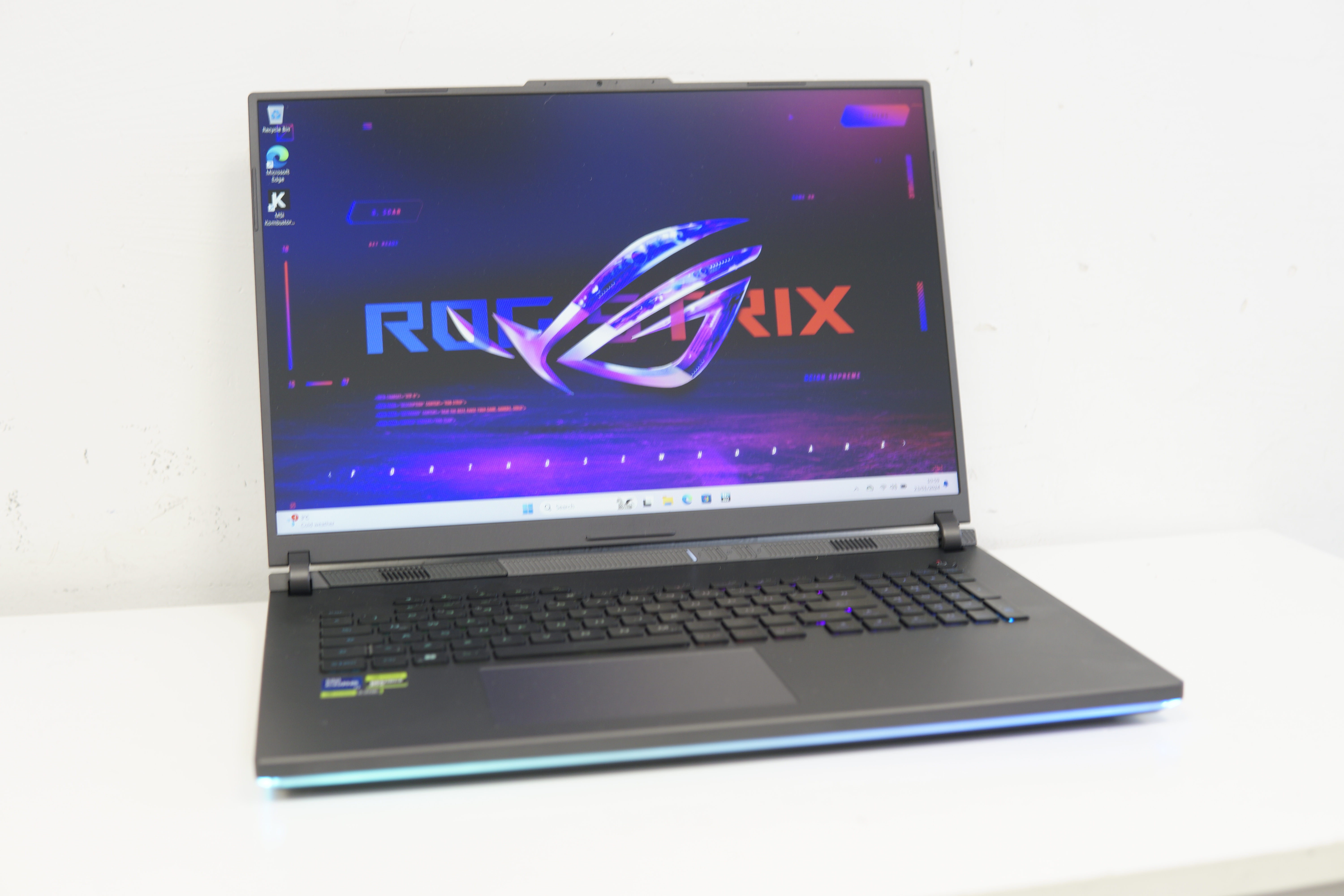 Asus Rog Strix G18 **Rtx 4060**