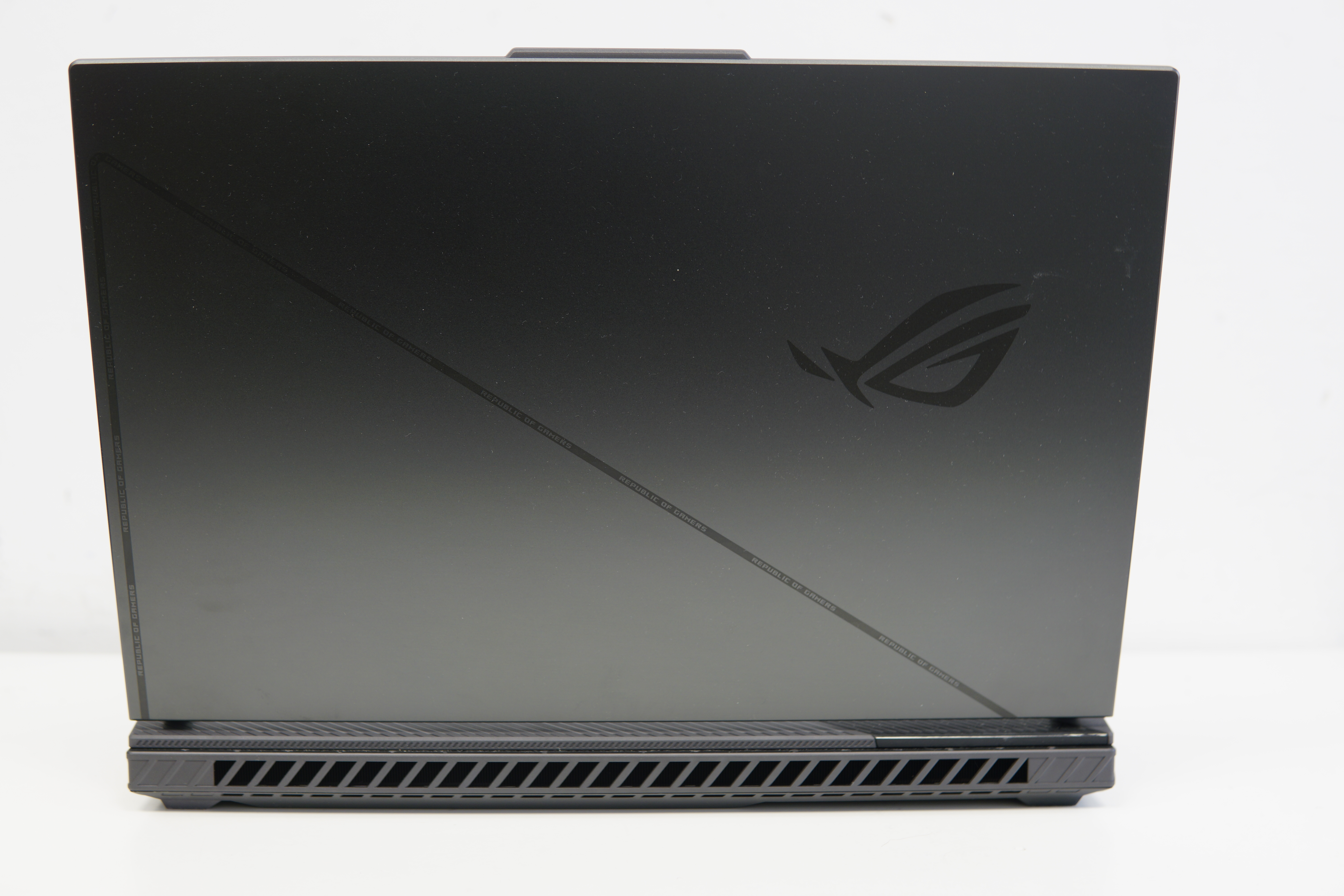 Asus Rog Strix G18 **Rtx 4060**