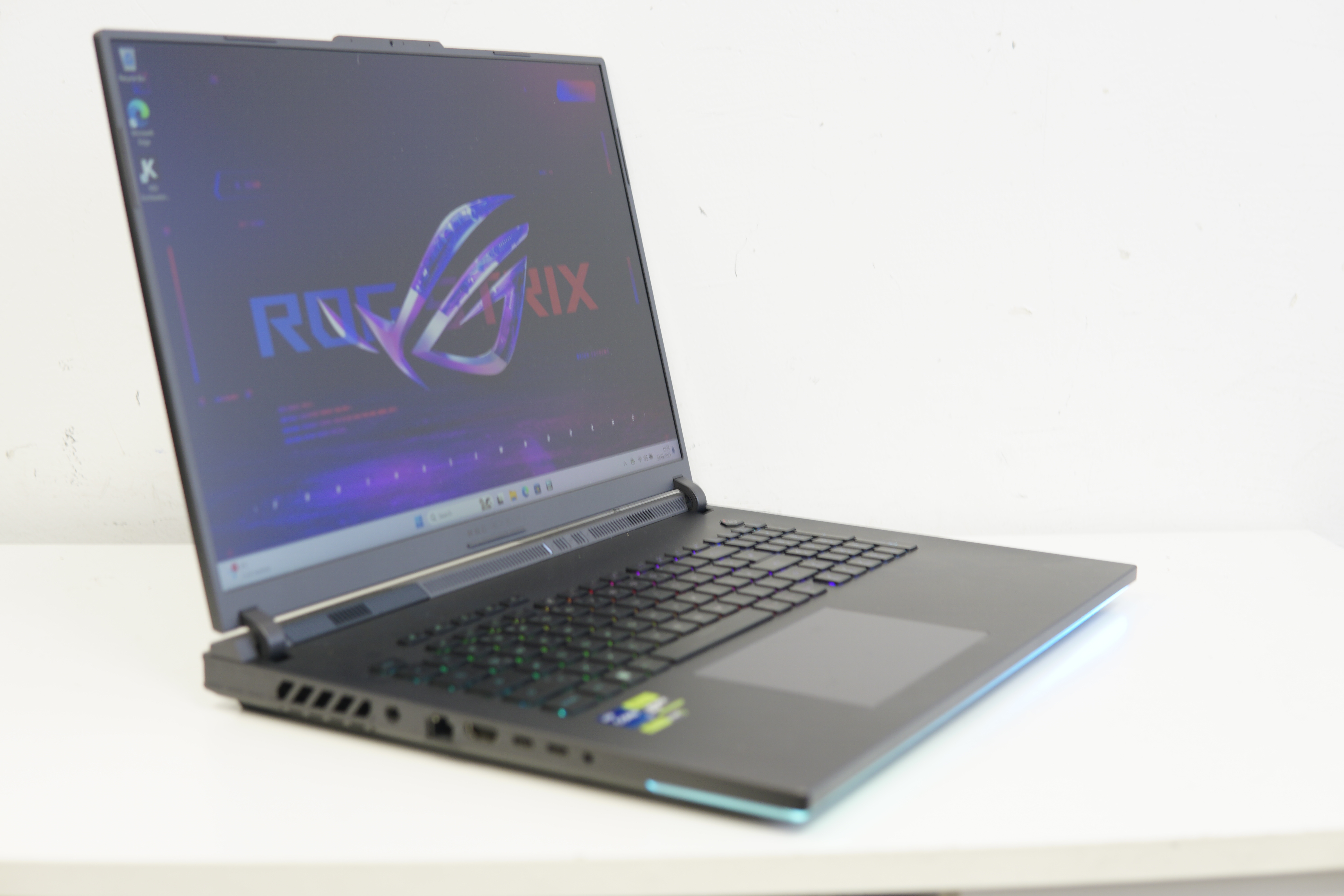 Asus Rog Strix G18 **Rtx 4070**