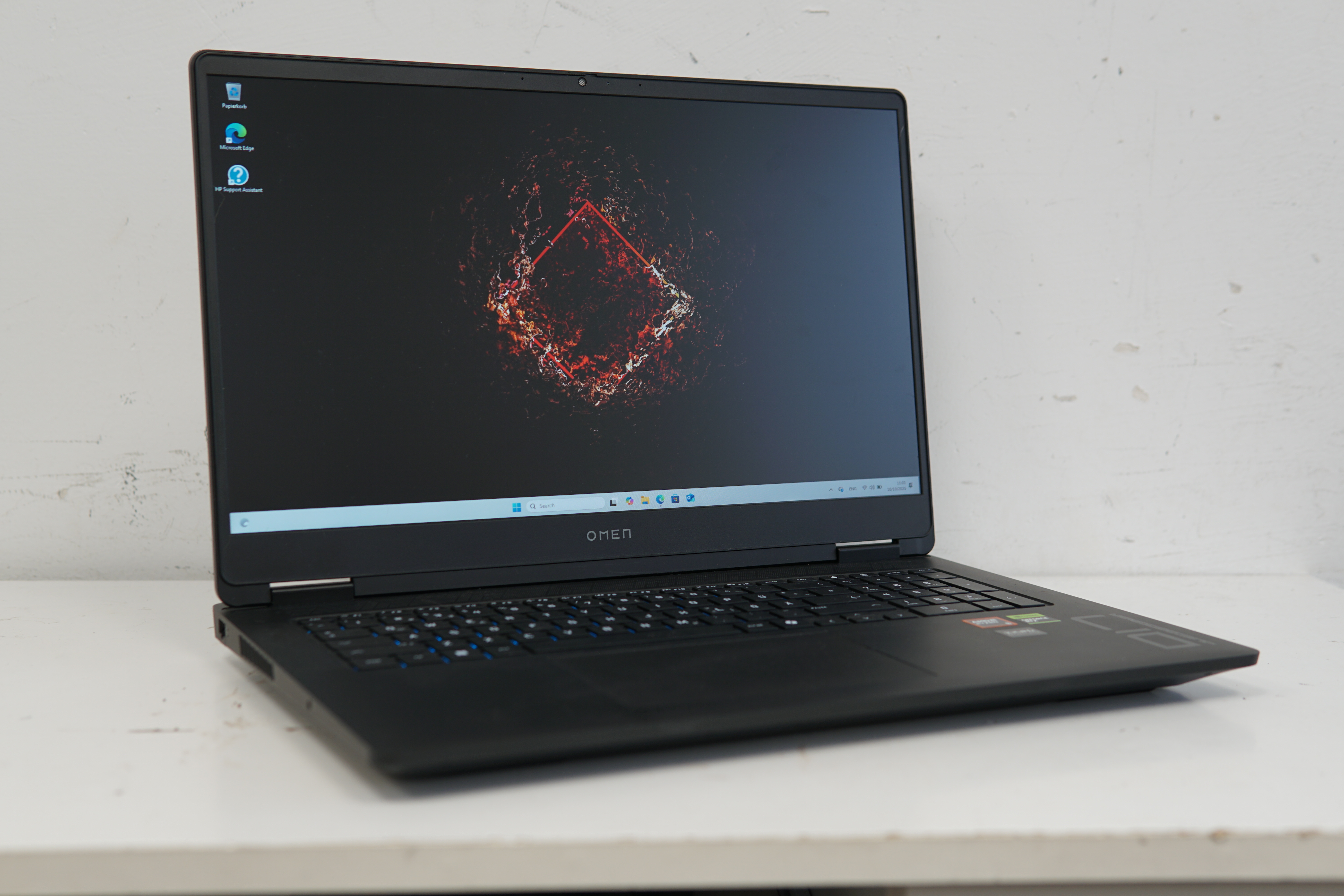 Hp Omen 17 **Rtx 4060 garantija**