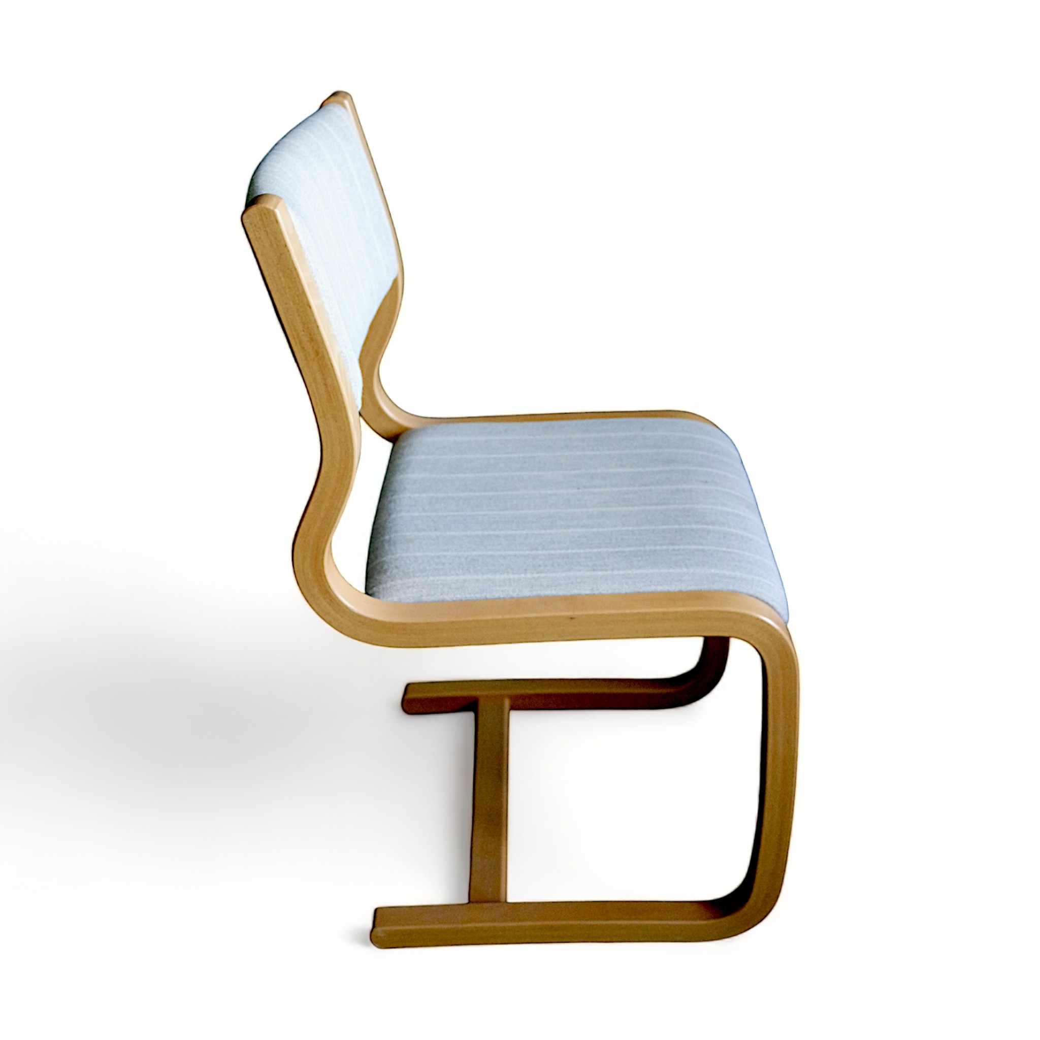 Cantilever chairs, set of 2