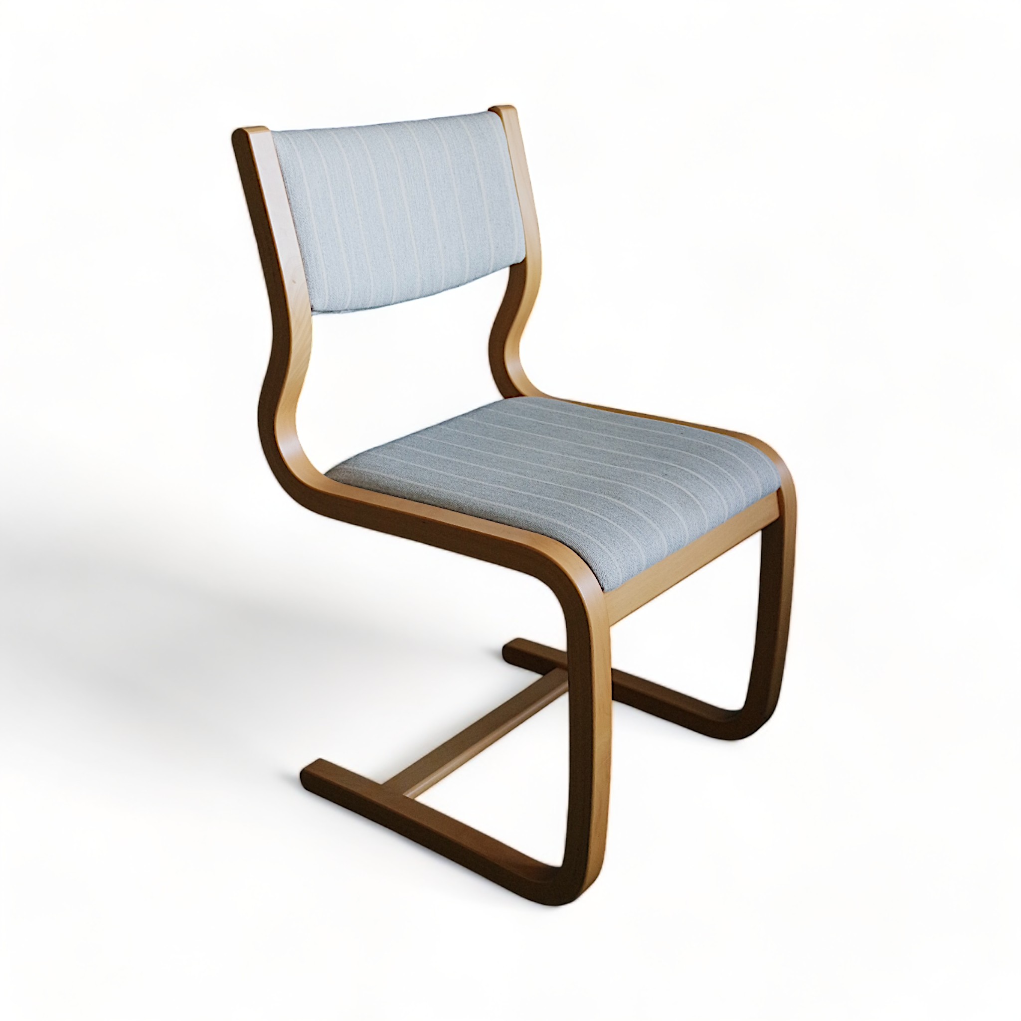 Cantilever chairs, set of 2