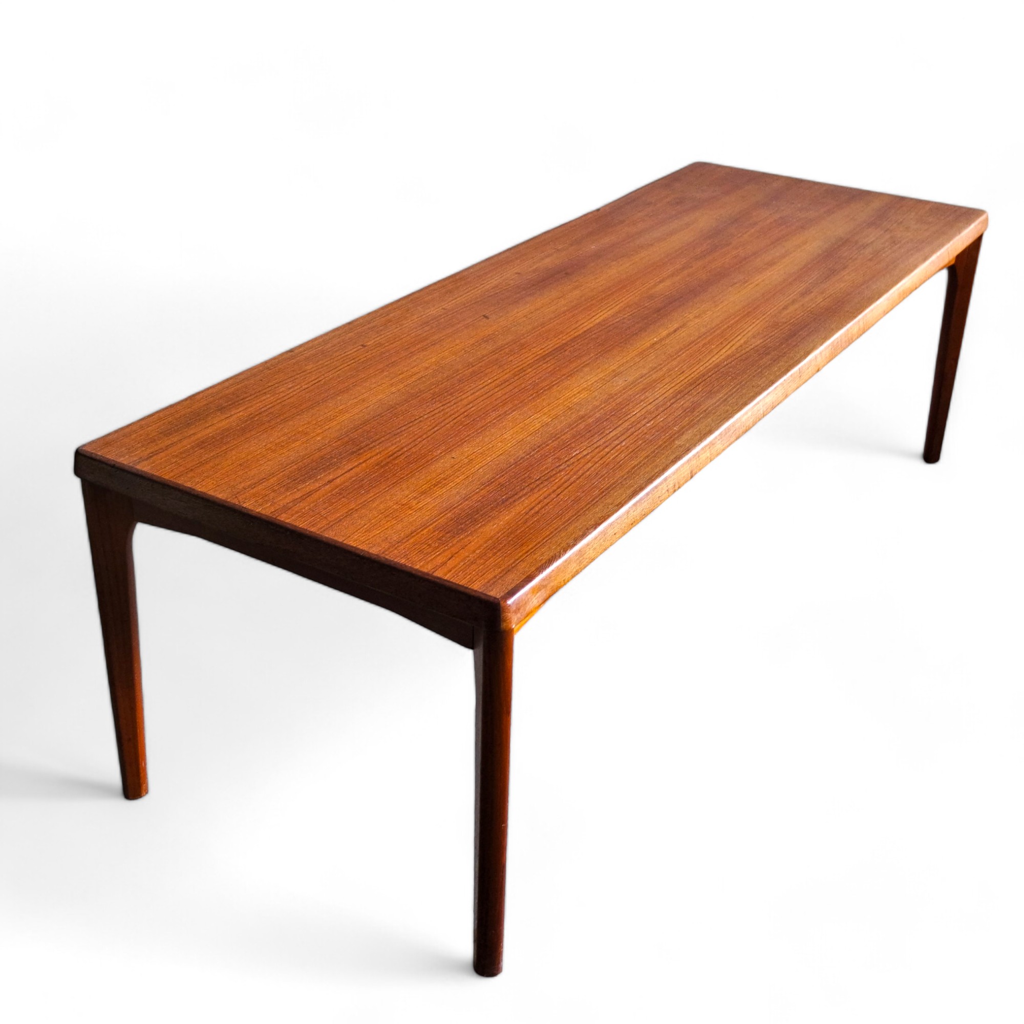 Vintage coffee table by Henning Kjaernuff
