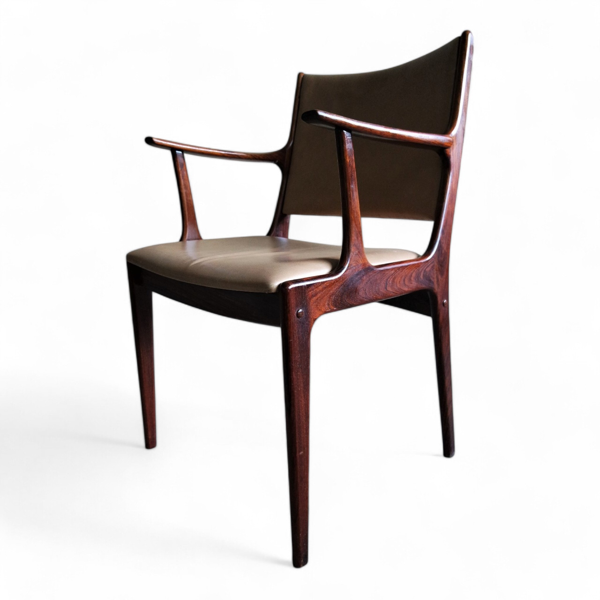 Vintage UM85 chair by Johannes Andersen