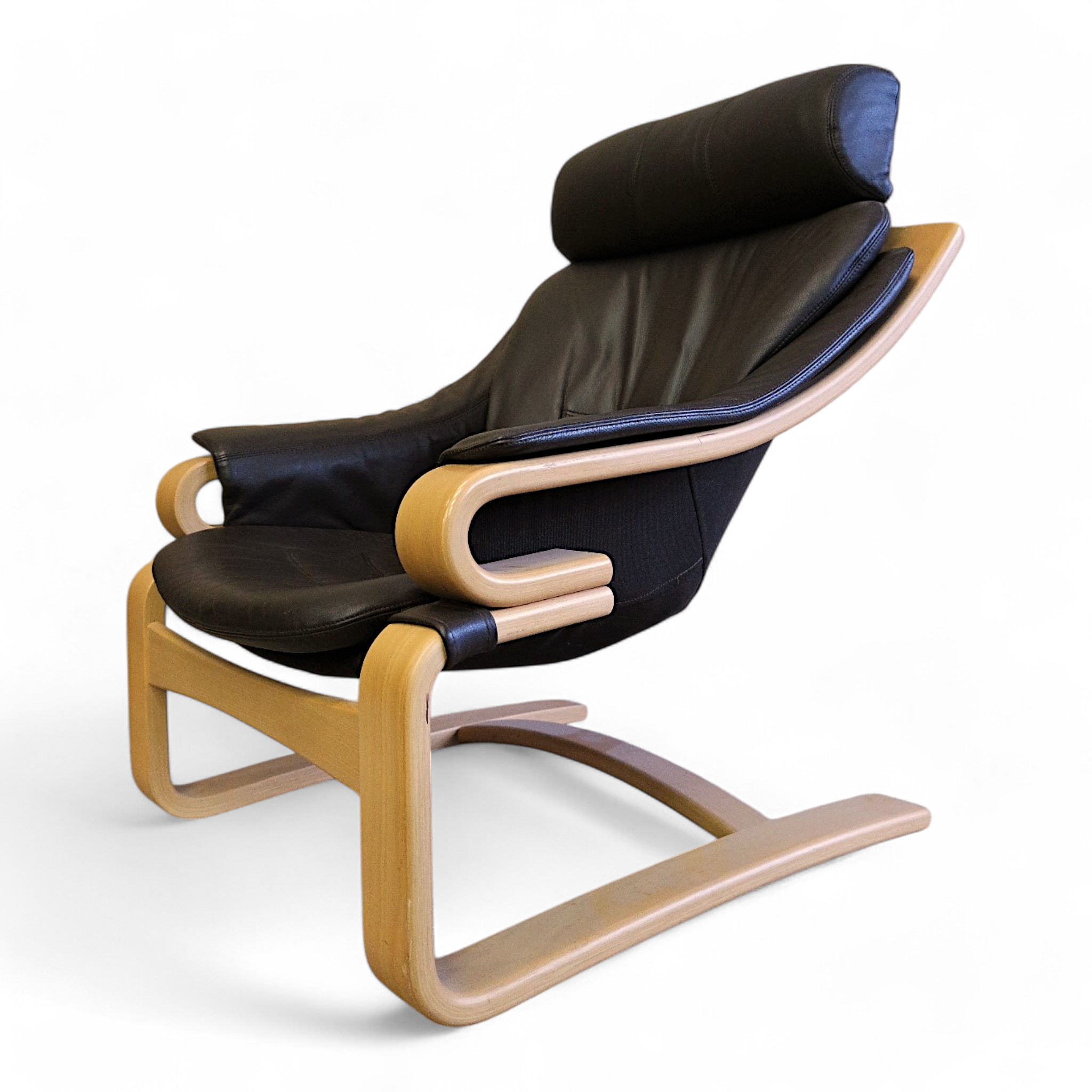 Apollo hammock-chairs by Skipper Møbler