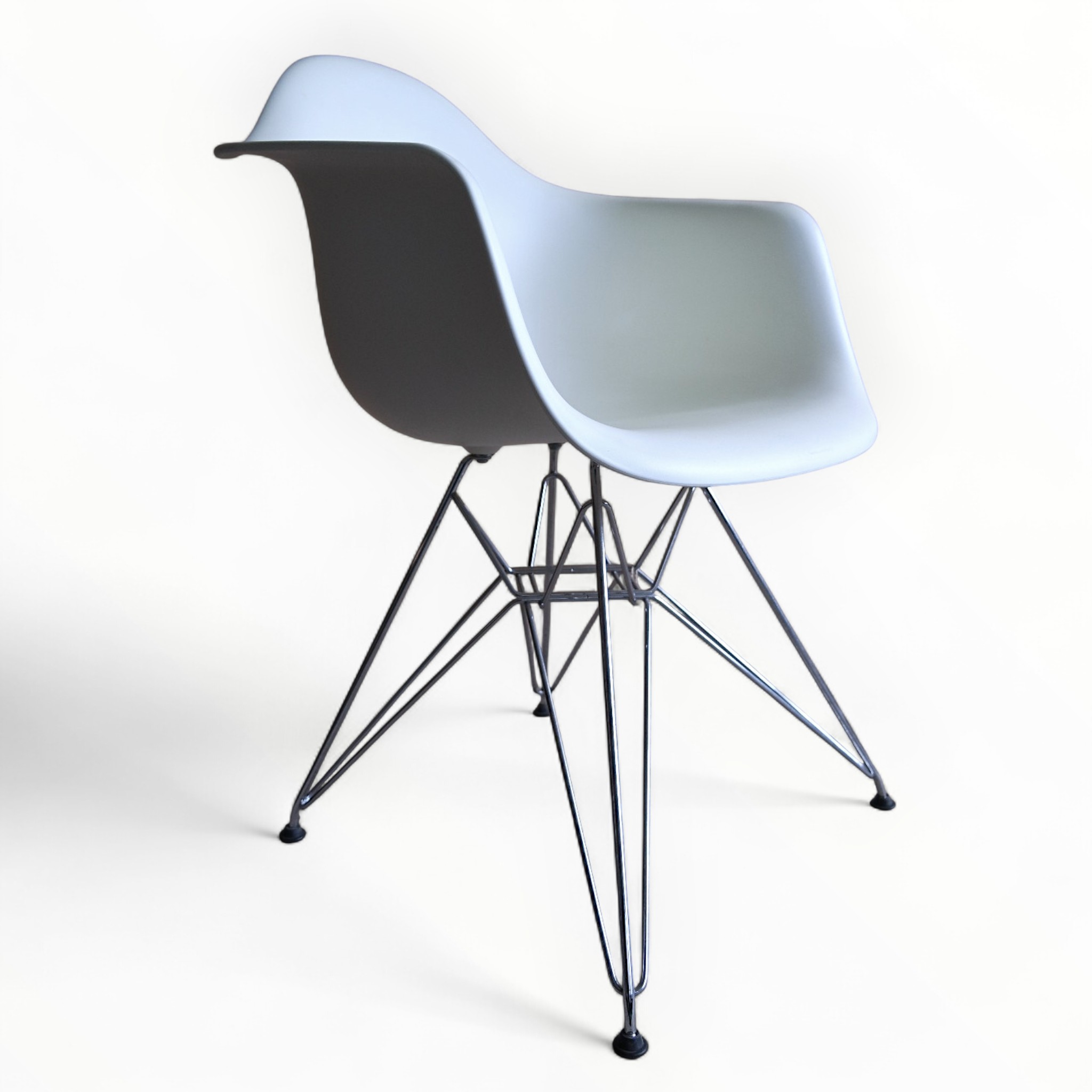 Eames DAR chair by Vitra