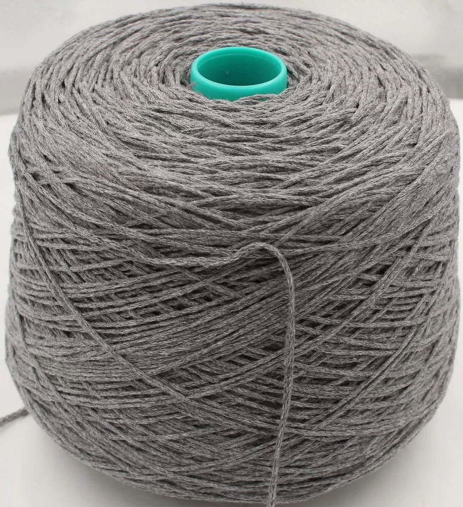 Ekokašmyras 100 proc. Spalva: signalinė pilka. 500 g. 100 g - 300 m