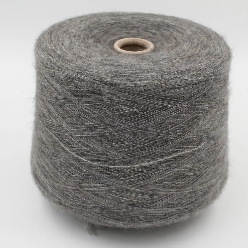 BEREAL siūlai 50 g kaina €3 Ritė 500 g