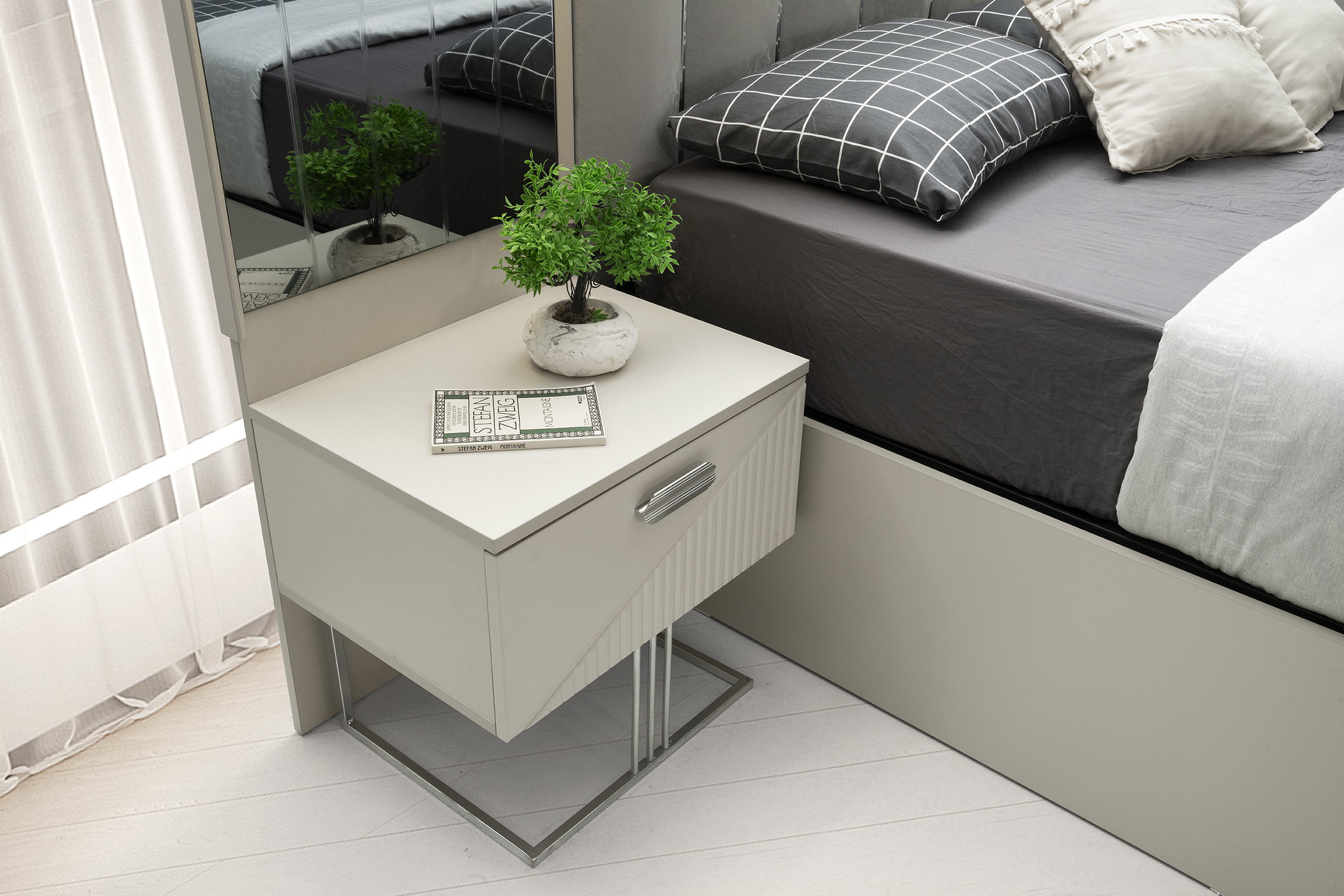 Gökçe Bedroom Set