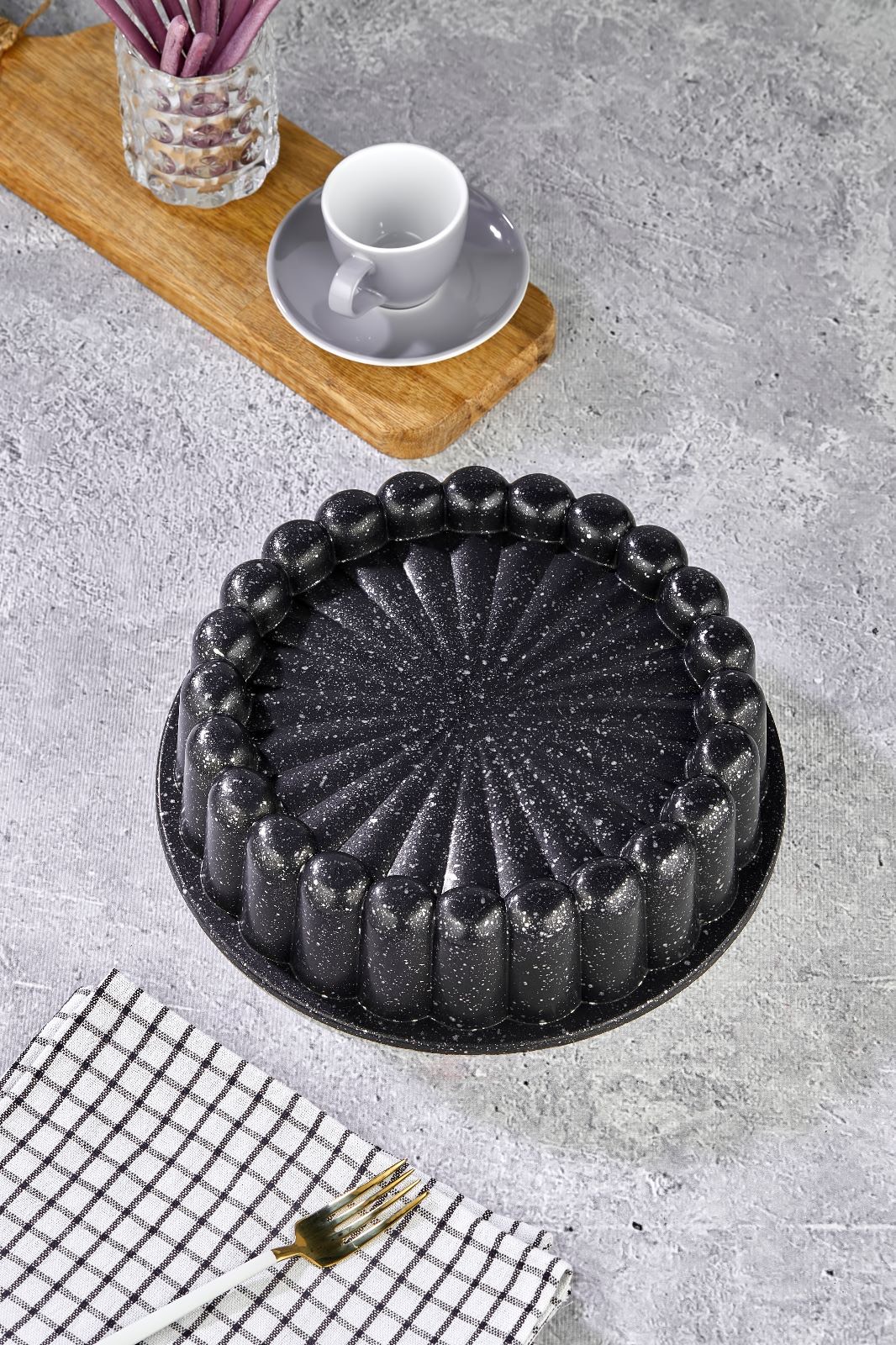 GRANITE TART-SHAPED CAKE MOLD