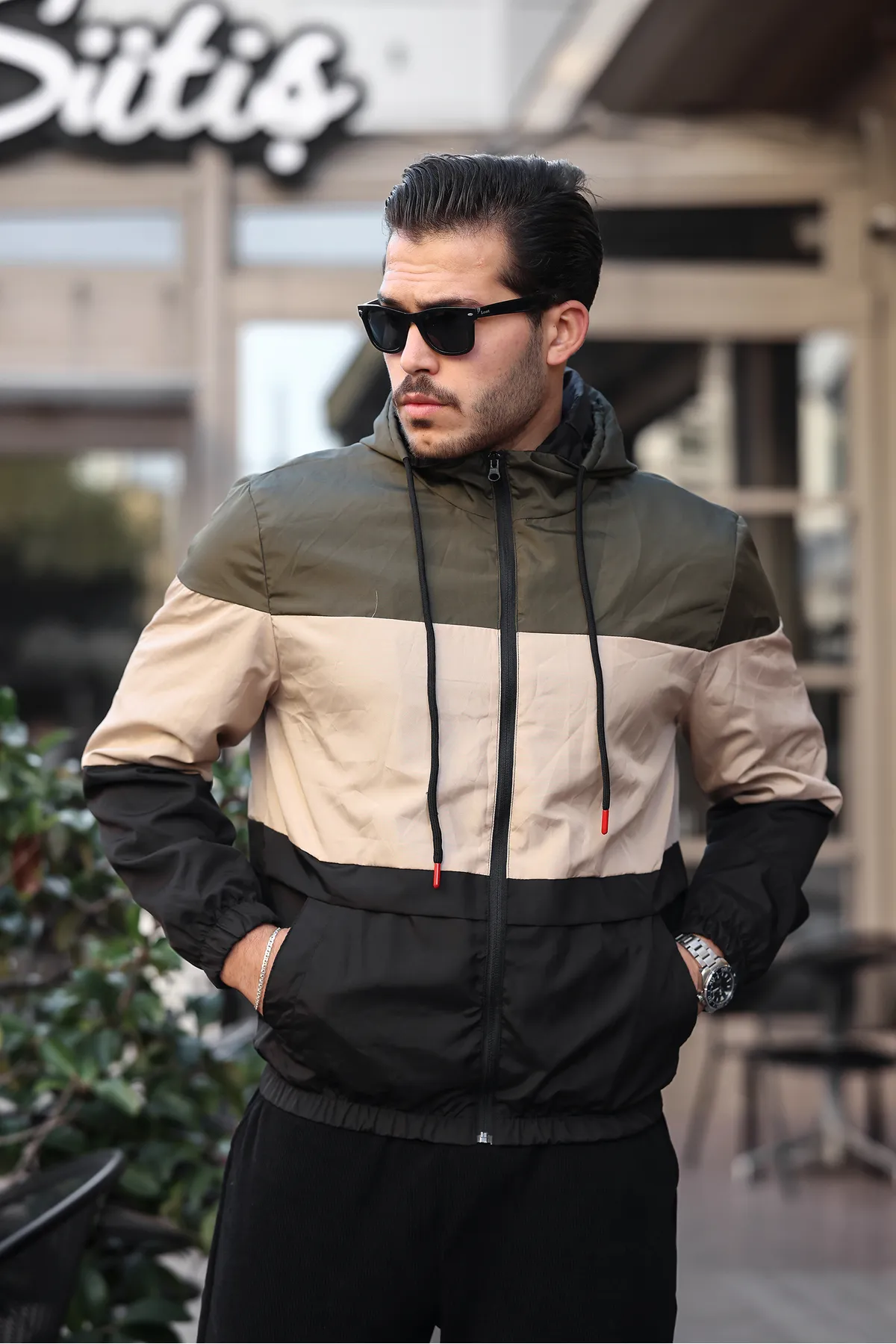Men's Wind and Water Resistant Waterproof Raincoat