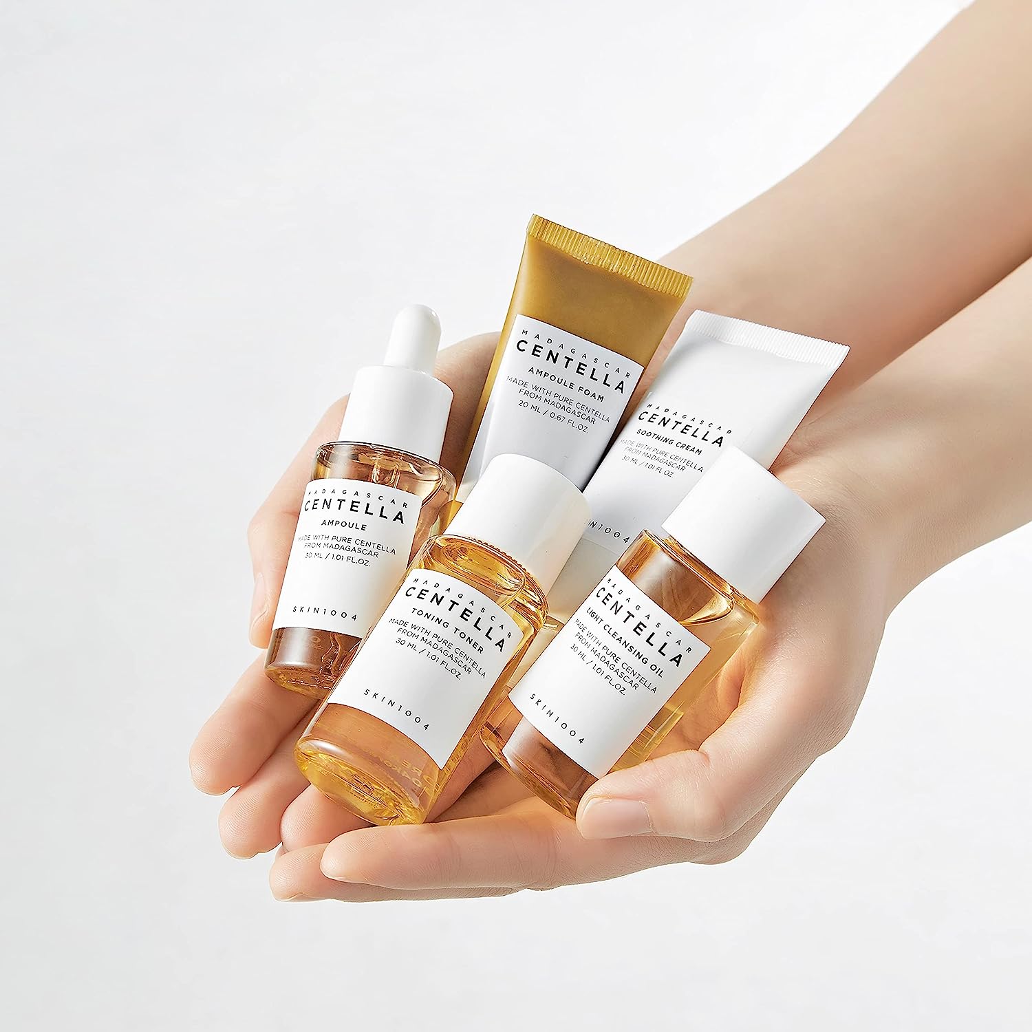 SKIN1004 Madagascar Centella Travel Kit, Toner, Ampoule, Soothing Cream, Cleansing Oil, Ampoule Foam, Basic Skincare Box, Compact Size, Soothing Calming