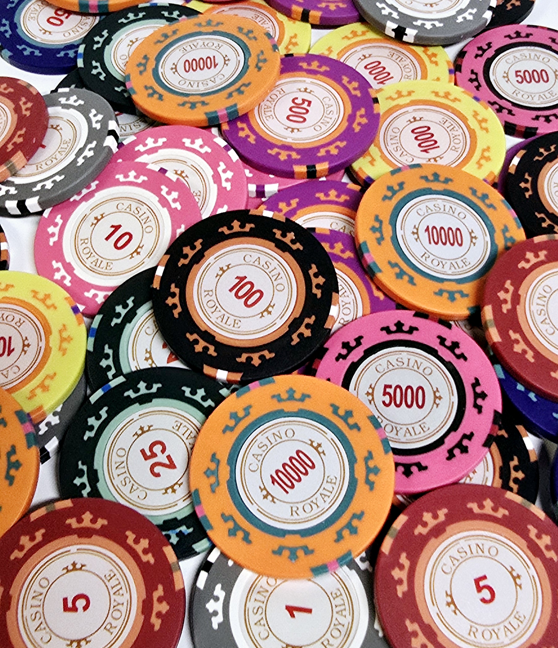 600pc 14g Clay Casino Royale Chip Set-No Case