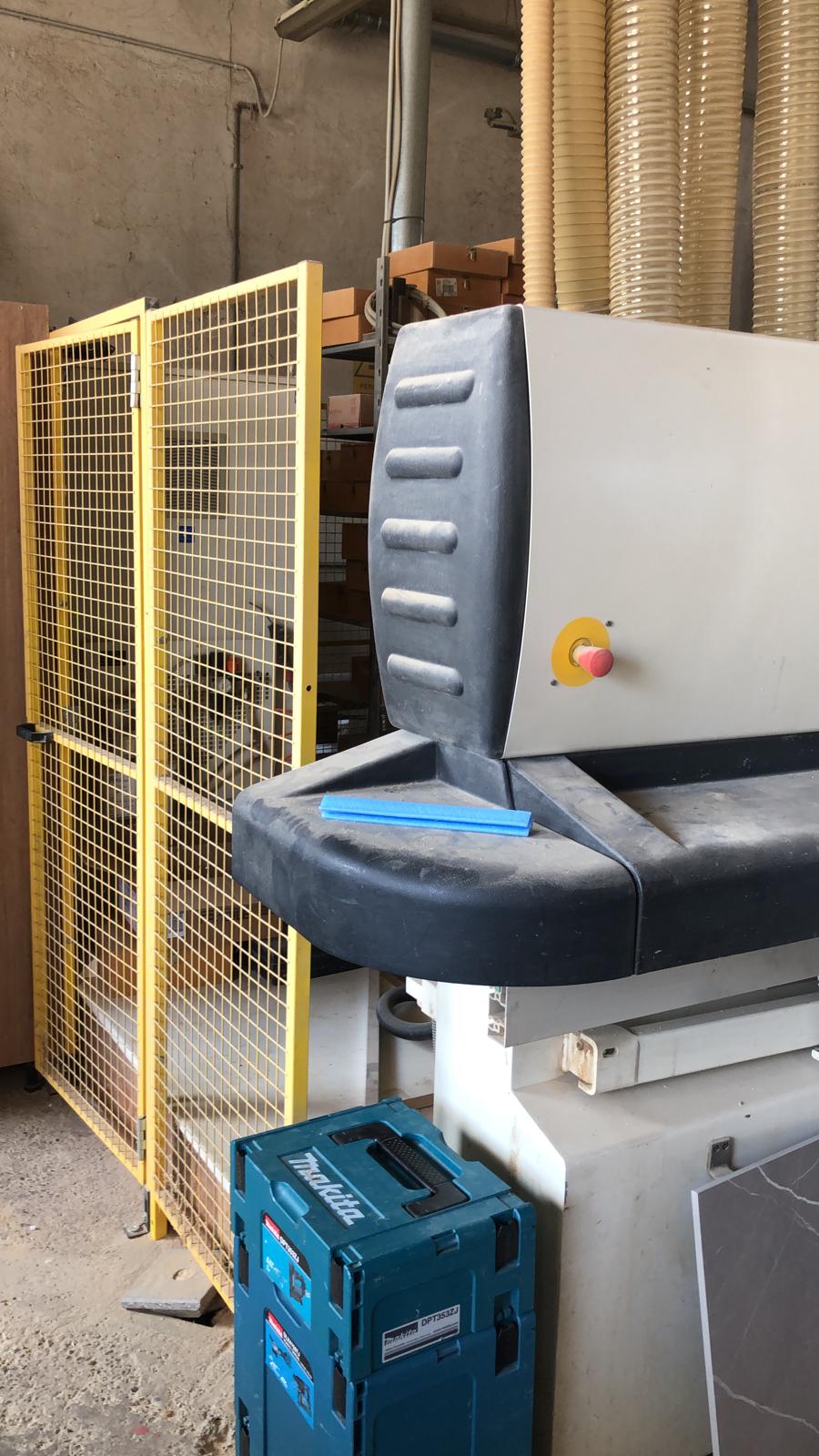 Centro di lavoro per serramento SCM