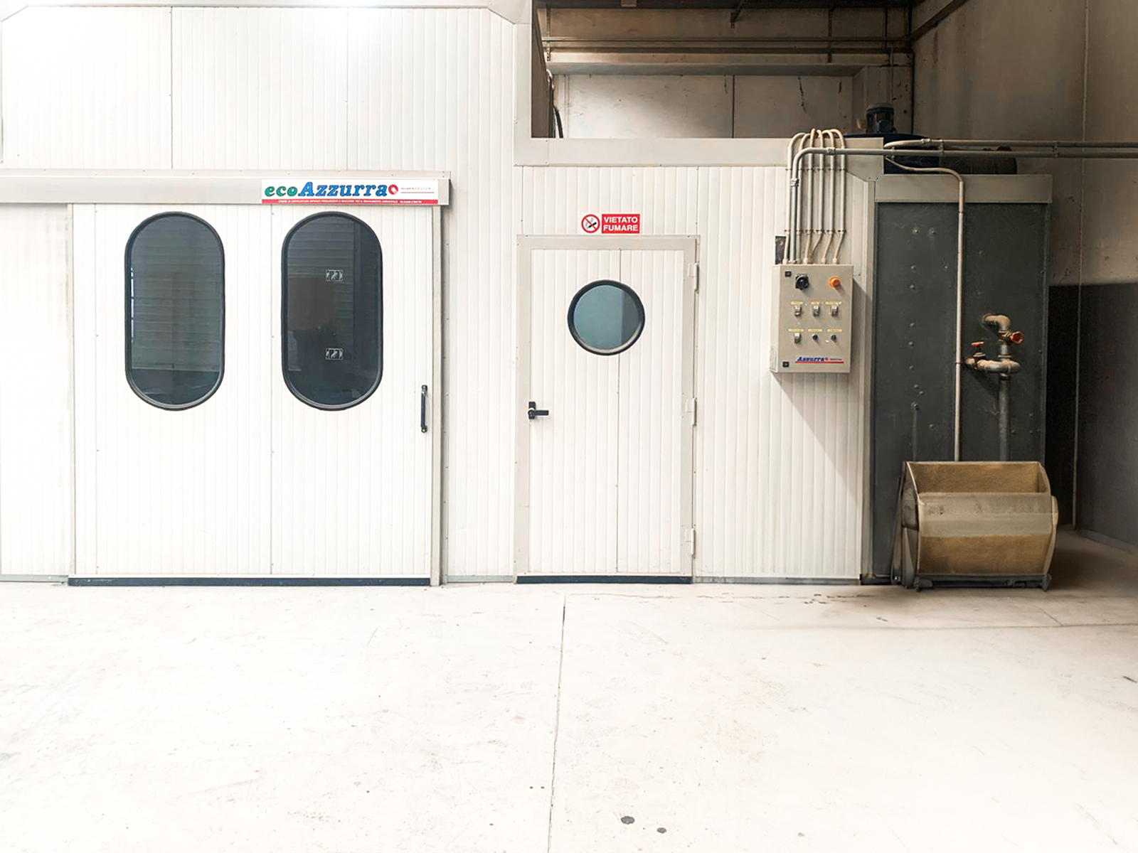 Cabina di verniciatura pressurizzata Azzurra