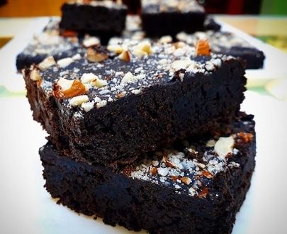 Almond Brownie Box | Saima Bakery | 4 Slices