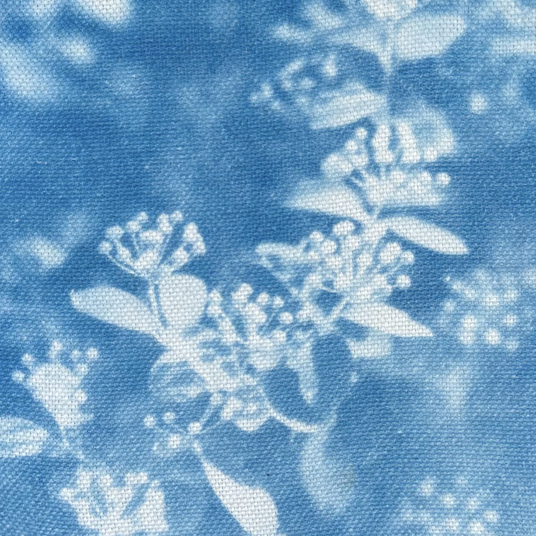 Cyanotype sur tissu - diamètre 15,5 cm