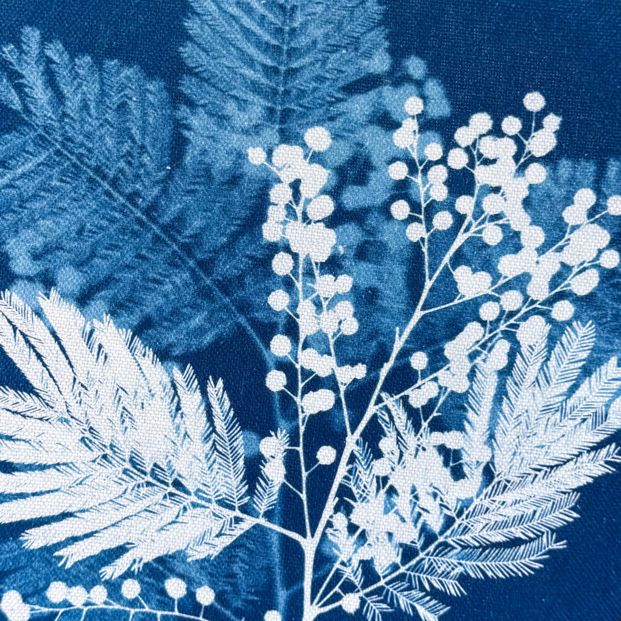 Cyanotype sur tissu - diamètre 21,5 cm