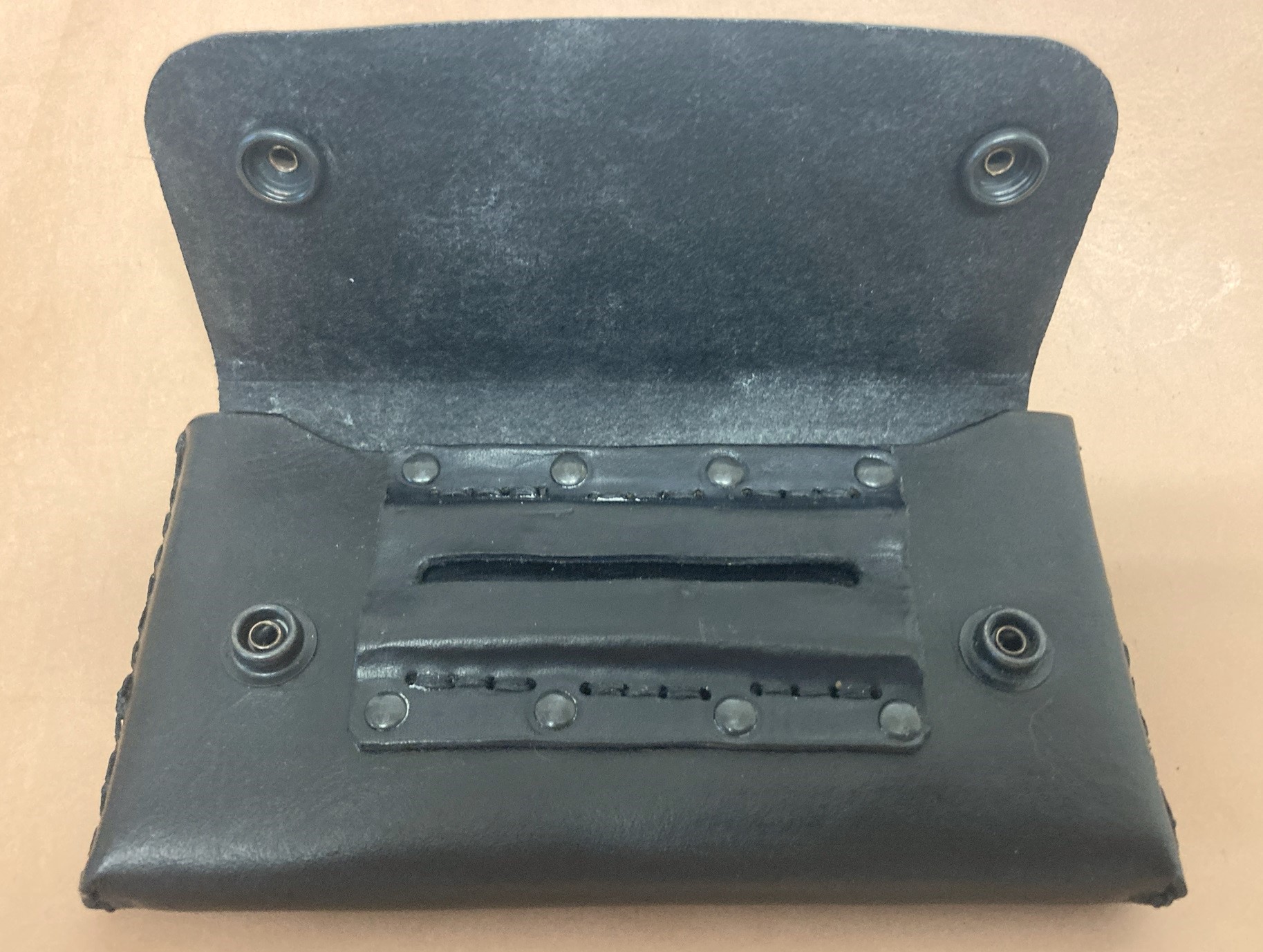 Tobacco Pouch Basic Firm Leather Black