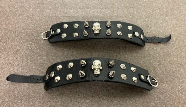 Still to come Armbands Wristbands