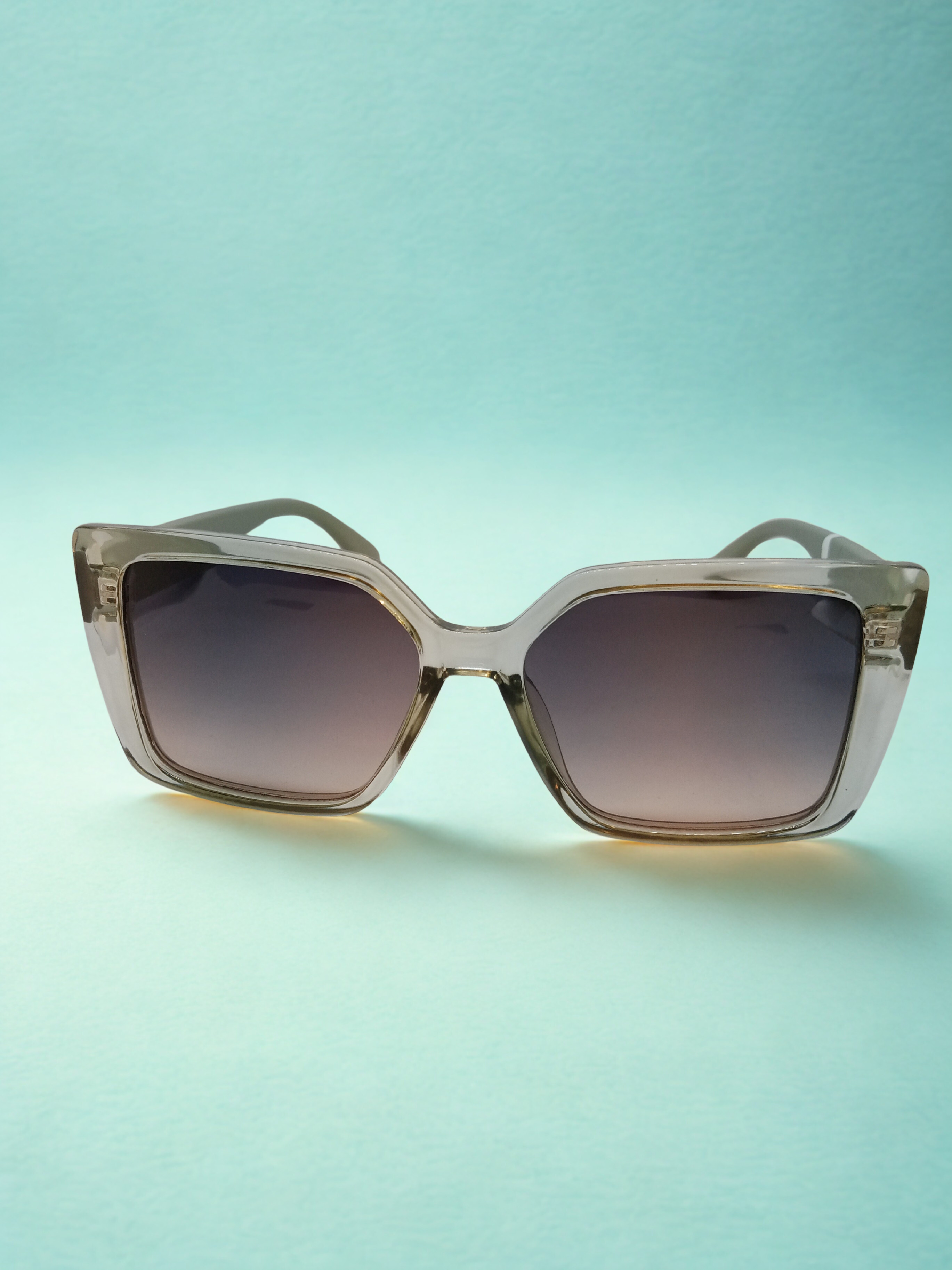 Stylish Women's Sunglasses