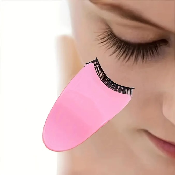 Eyelash Applicator Tool