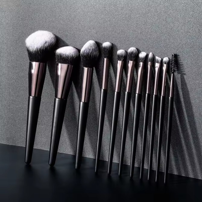 Black Luxury 11-piece Professional Make-up Brush Set