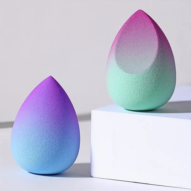 2-pc Gradient Color Makeup Sponges