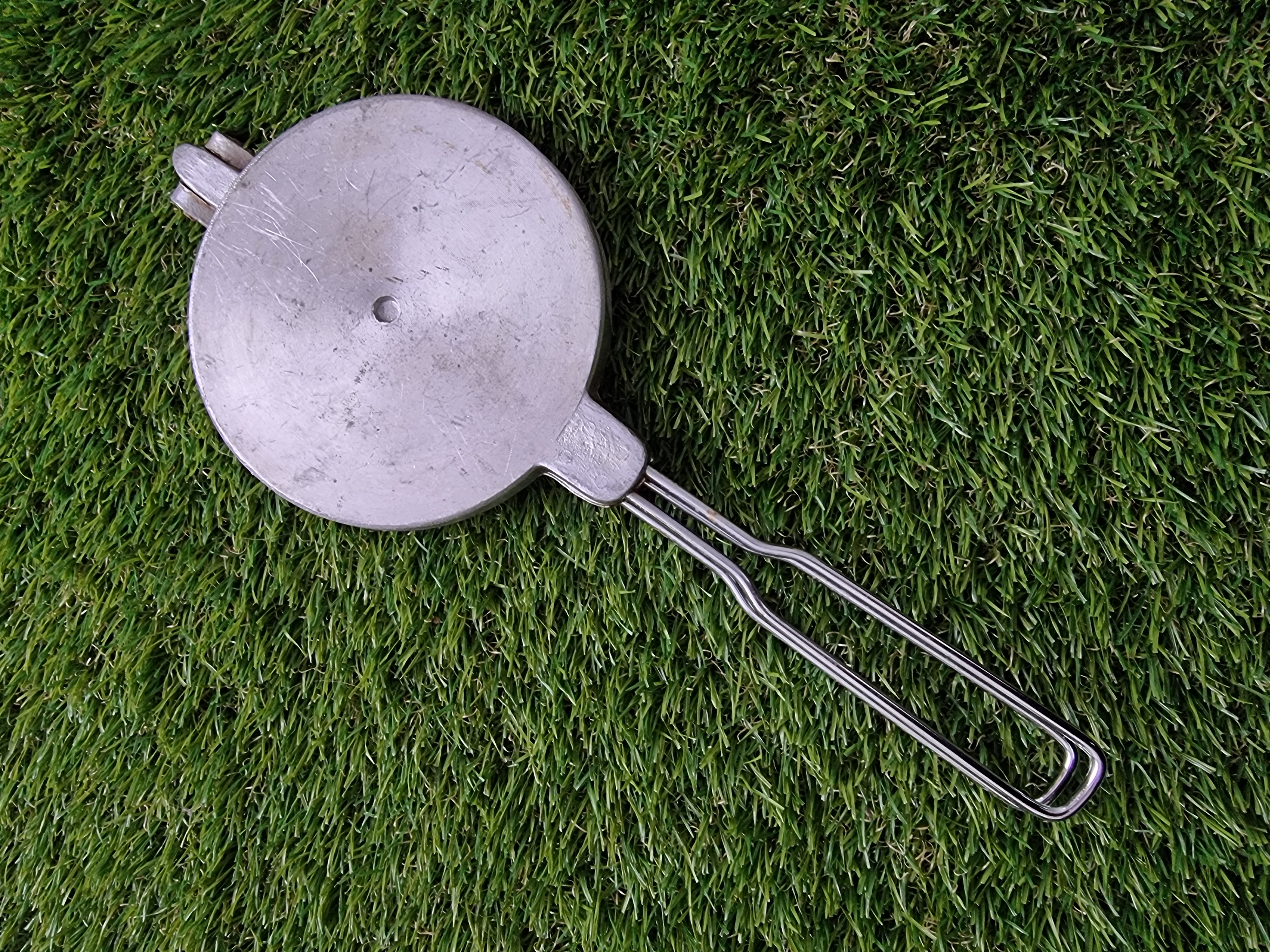 Plonų vaflių keptuvė