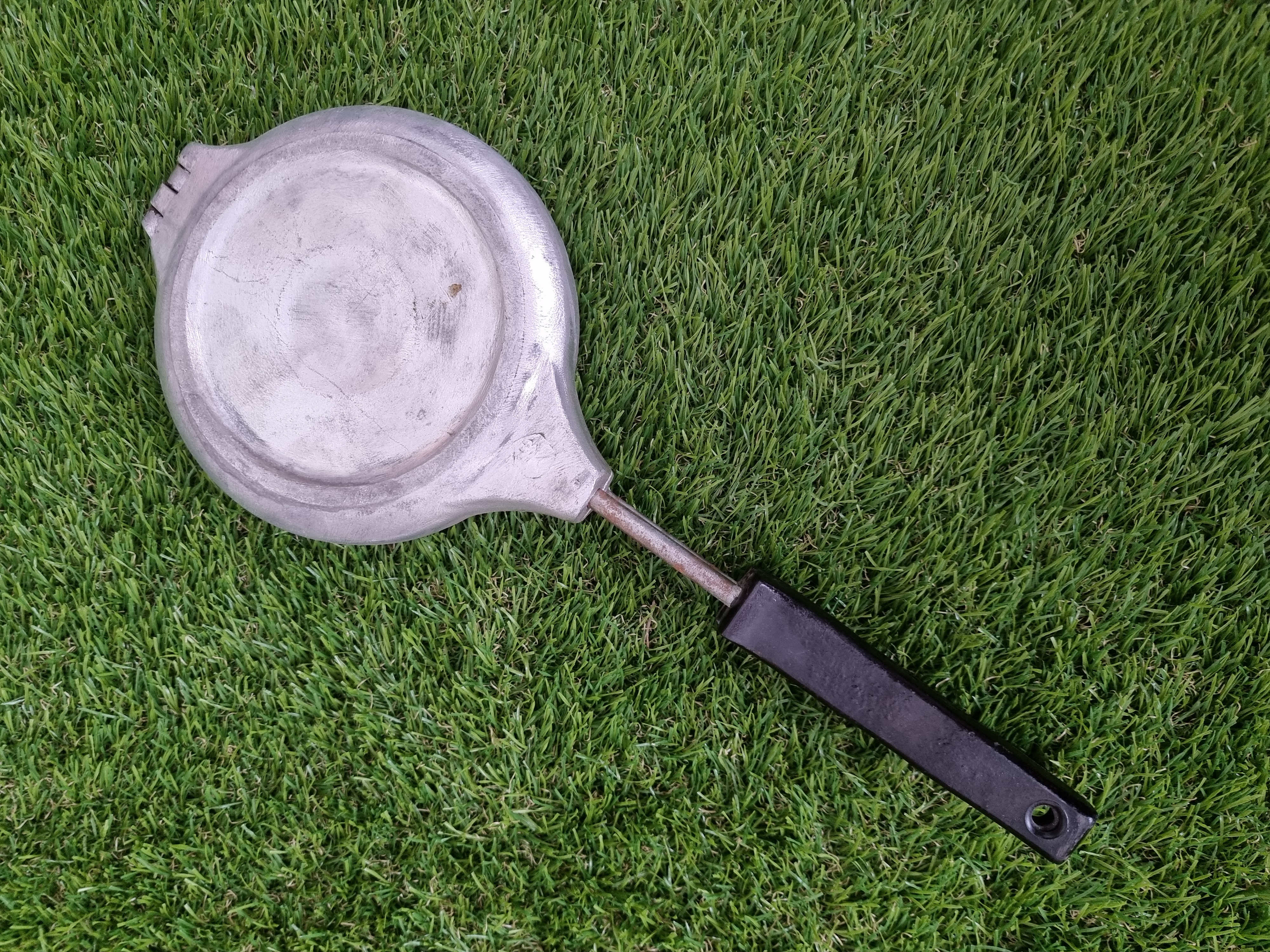 Asorti (grybukai, konkorėžiai, kriauklės) keptuvė