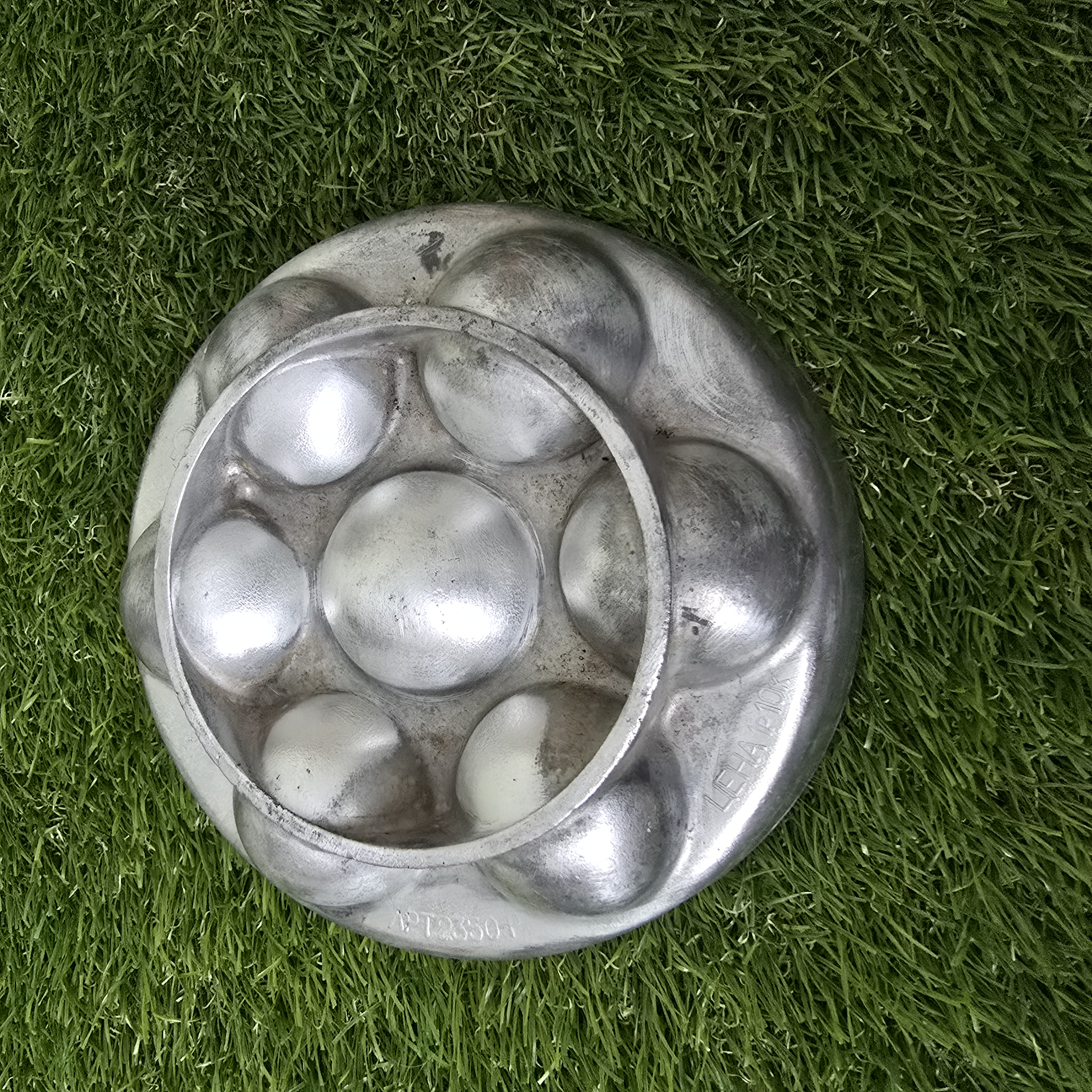 Senovinė spurgų kepimo forma