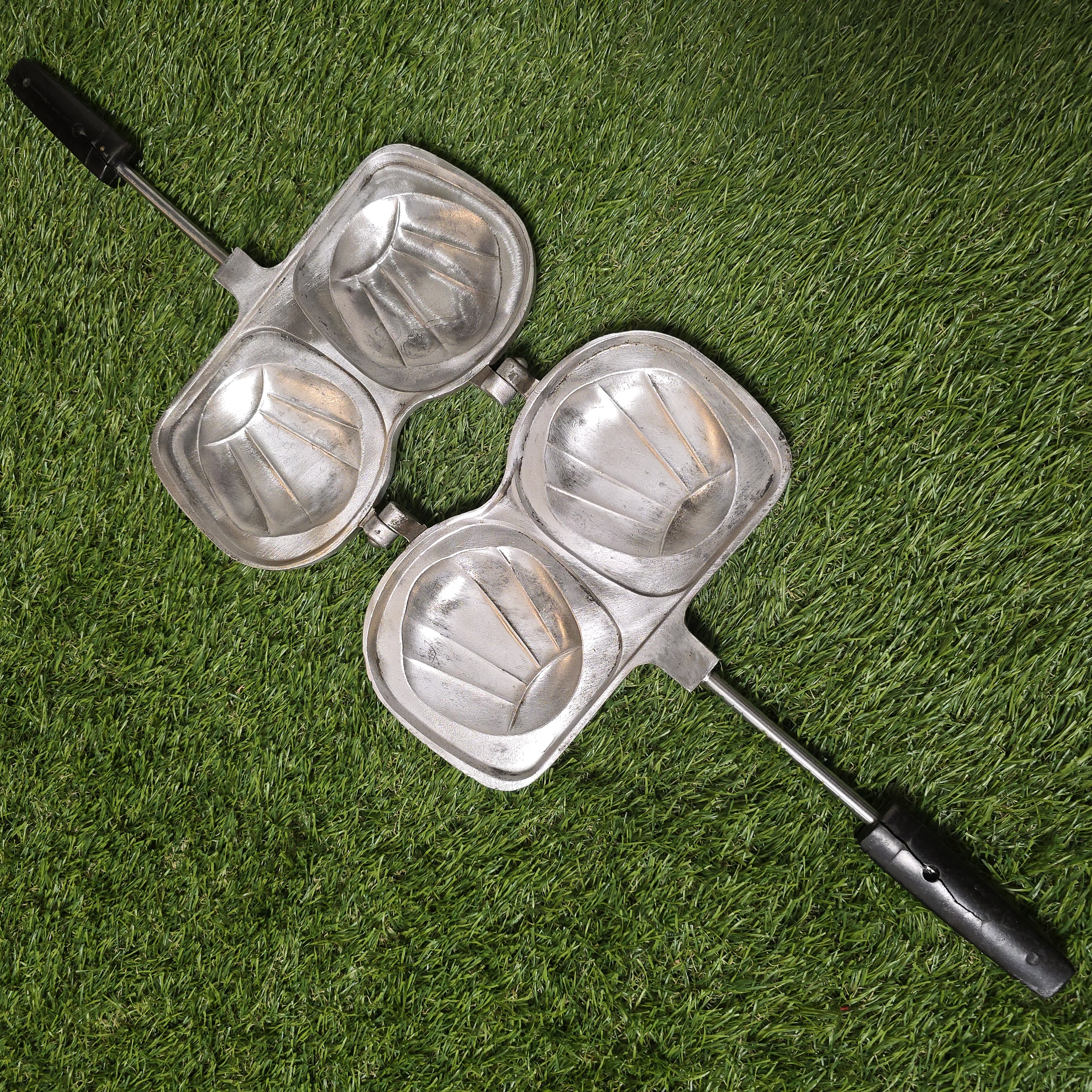 Senovinė madlenų keptuvė