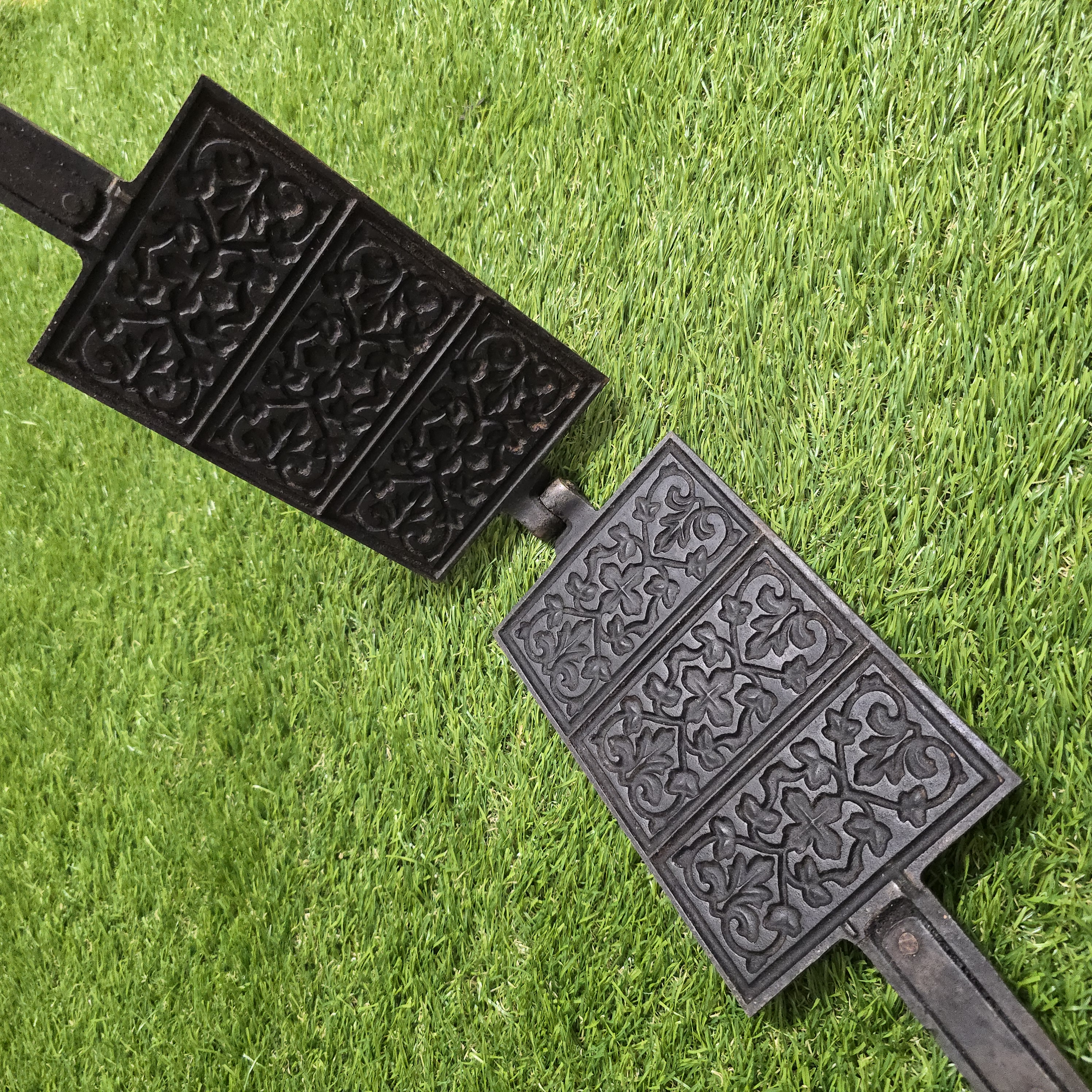 Plonų vaflių keptuvė