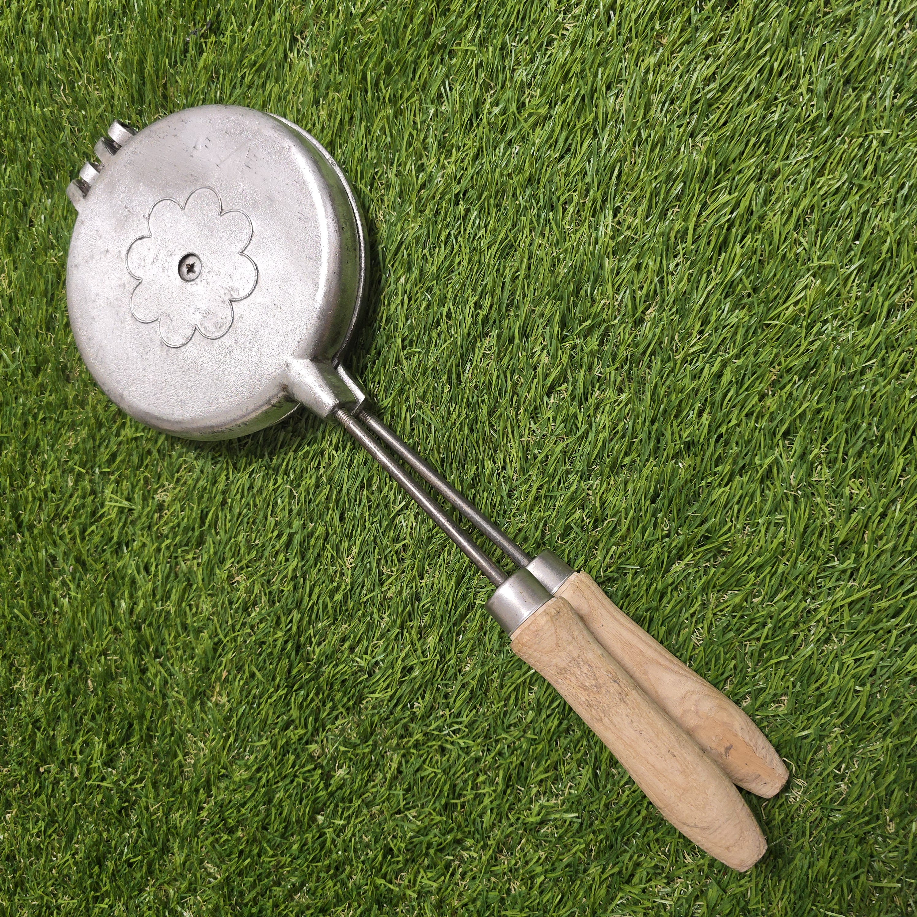 Senovinė DVIPUSĖ keptuvė