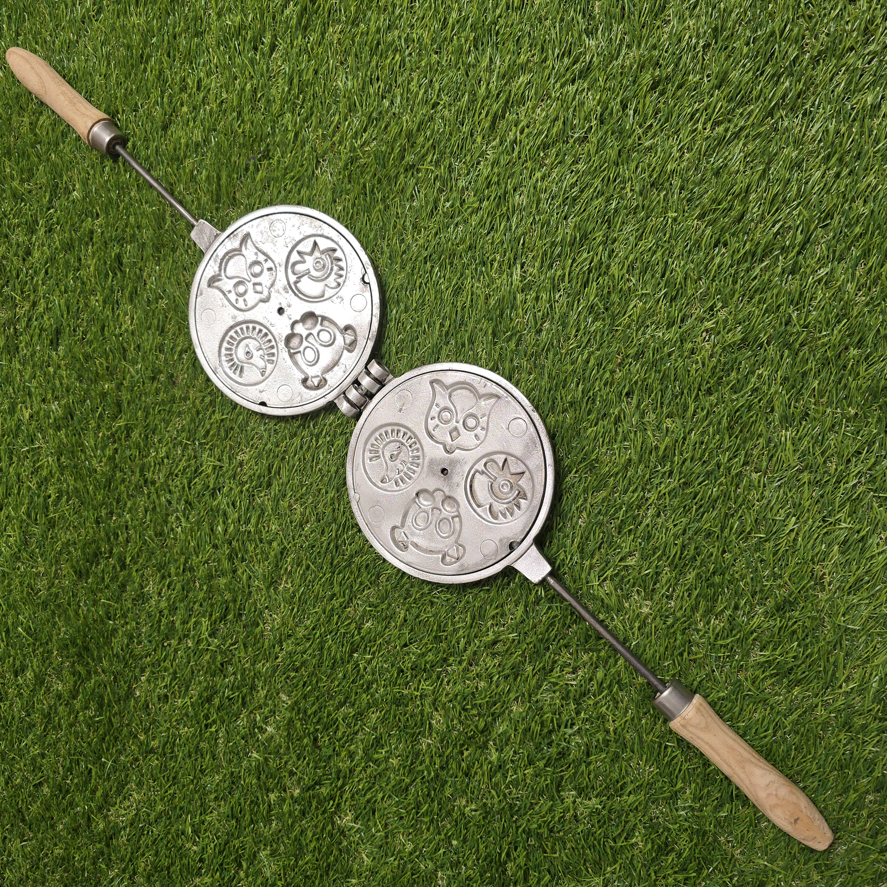 Senovinė DVIPUSĖ keptuvė