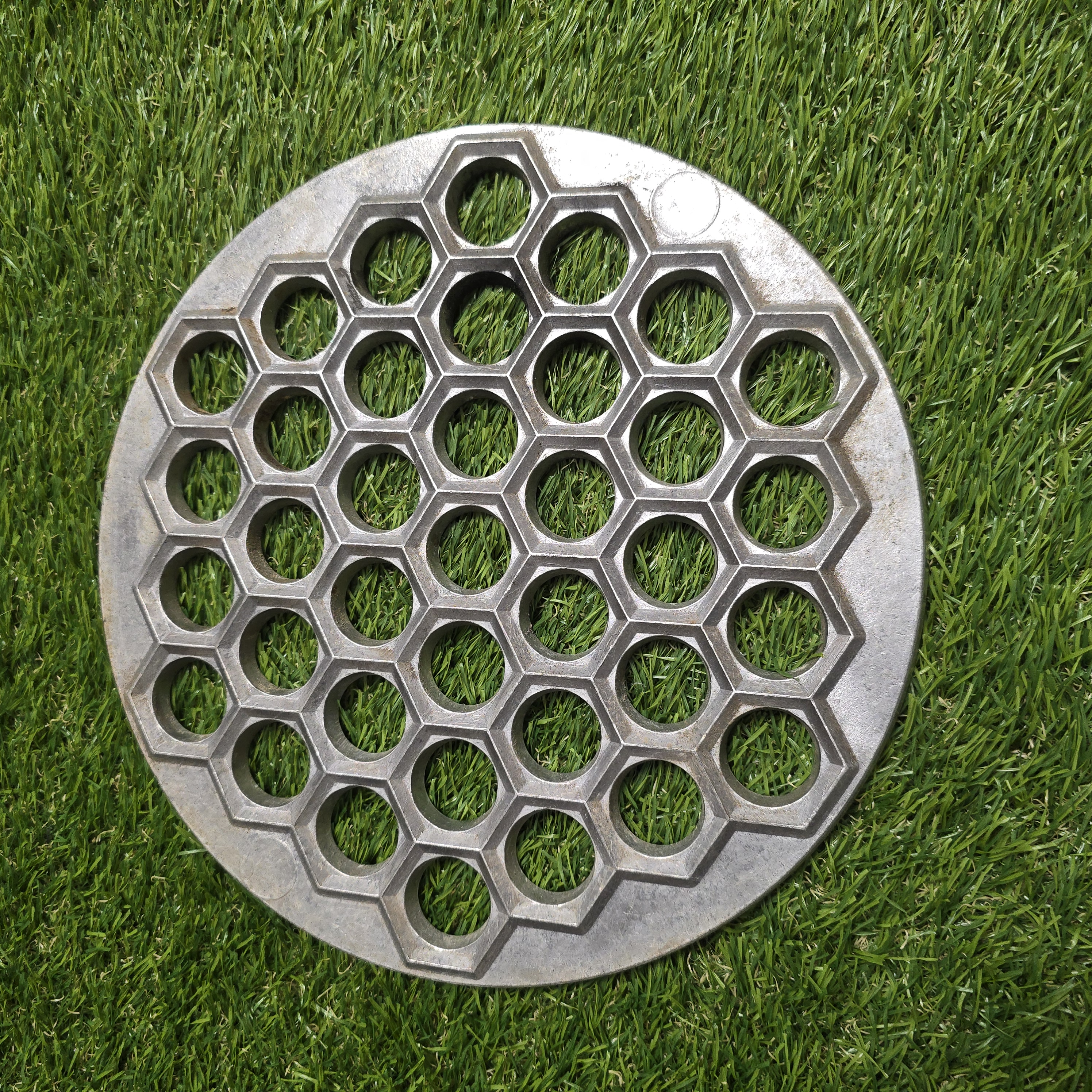 Senovinė koldūnų kepimo forma