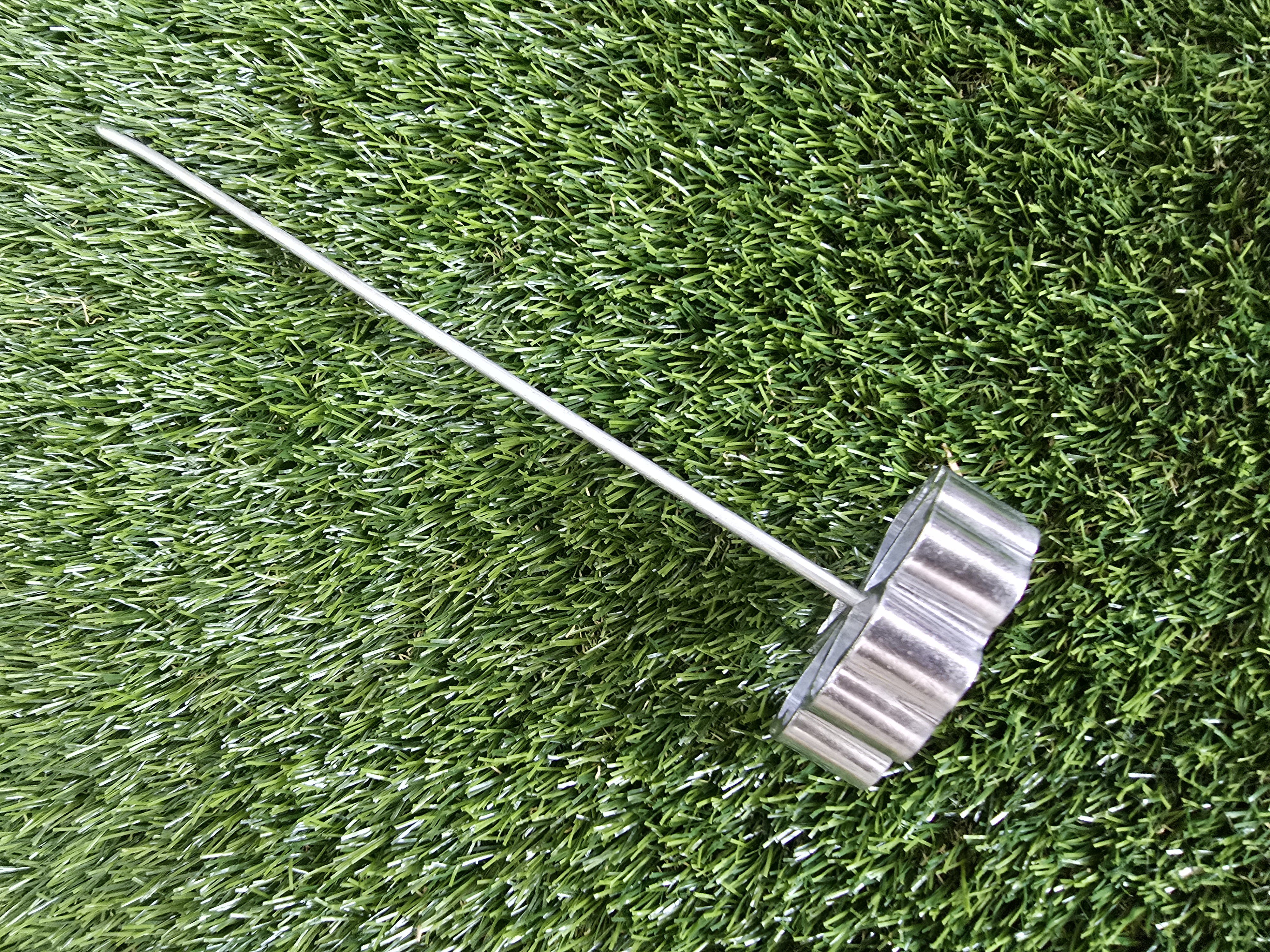 Šiuolaikinė žagarėlių formelė su koteliu