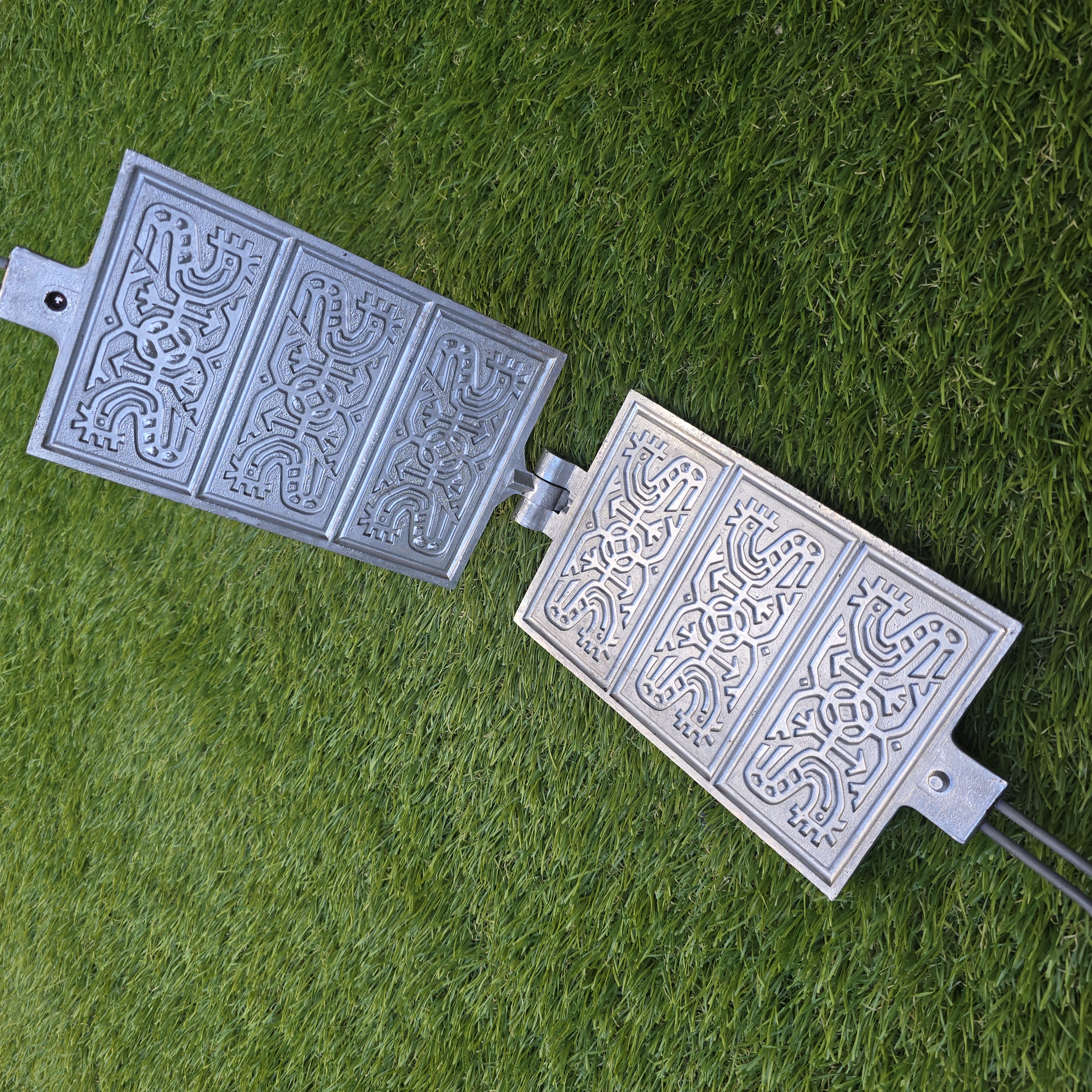 Plonų vaflių keptuvė