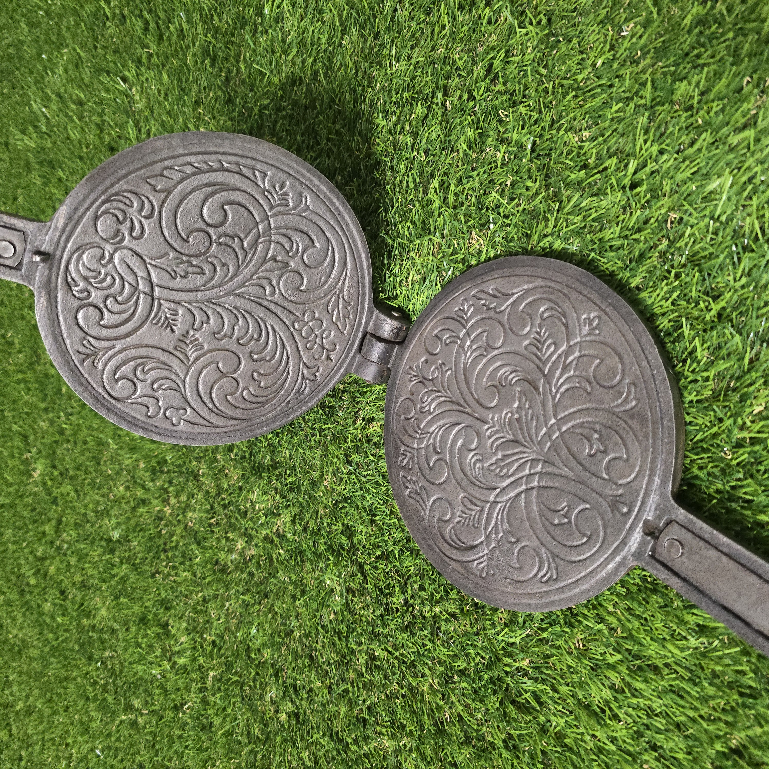 Plonų vaflių keptuvė