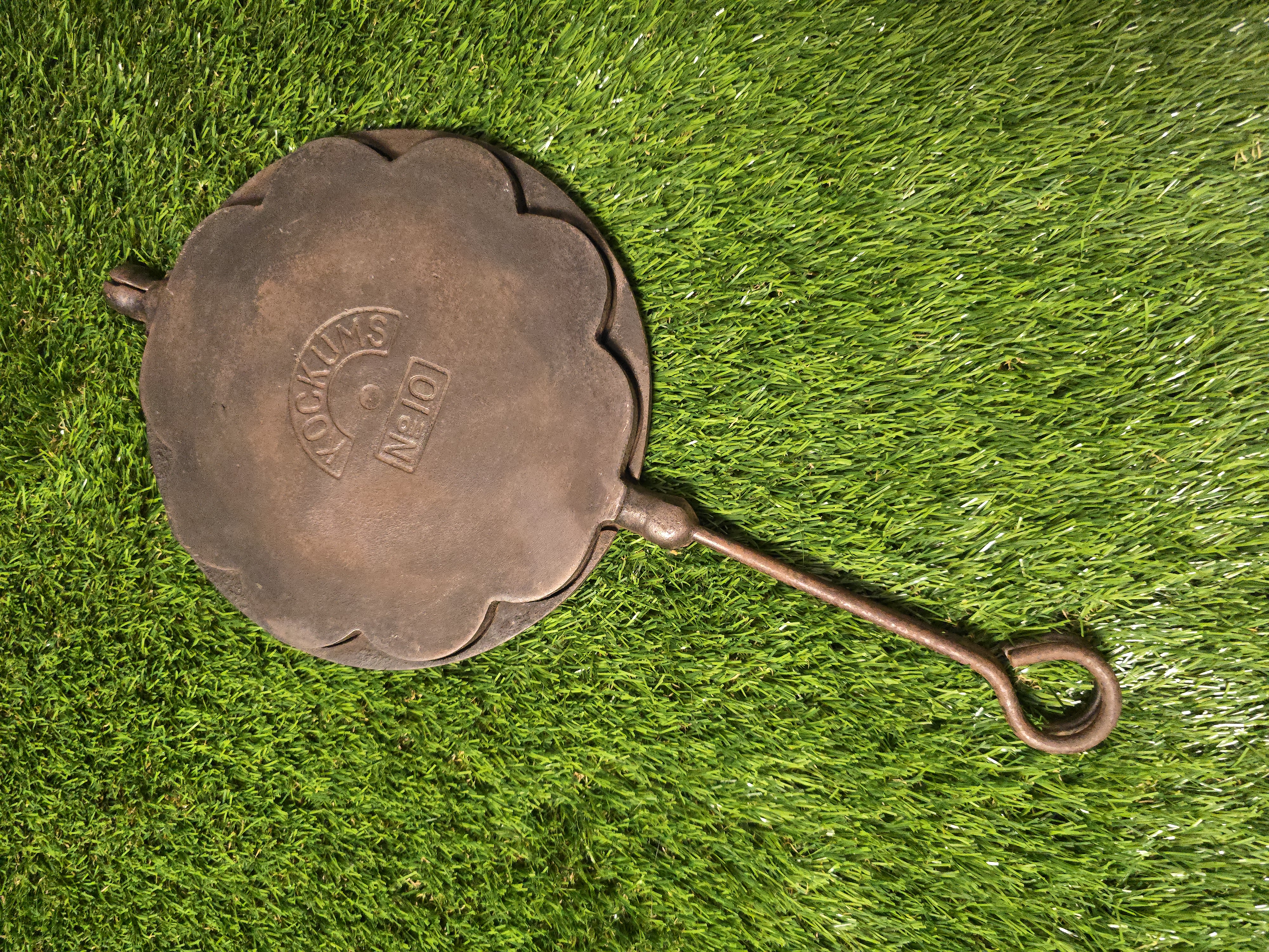 Ketaus čirvinių blynų keptuvė