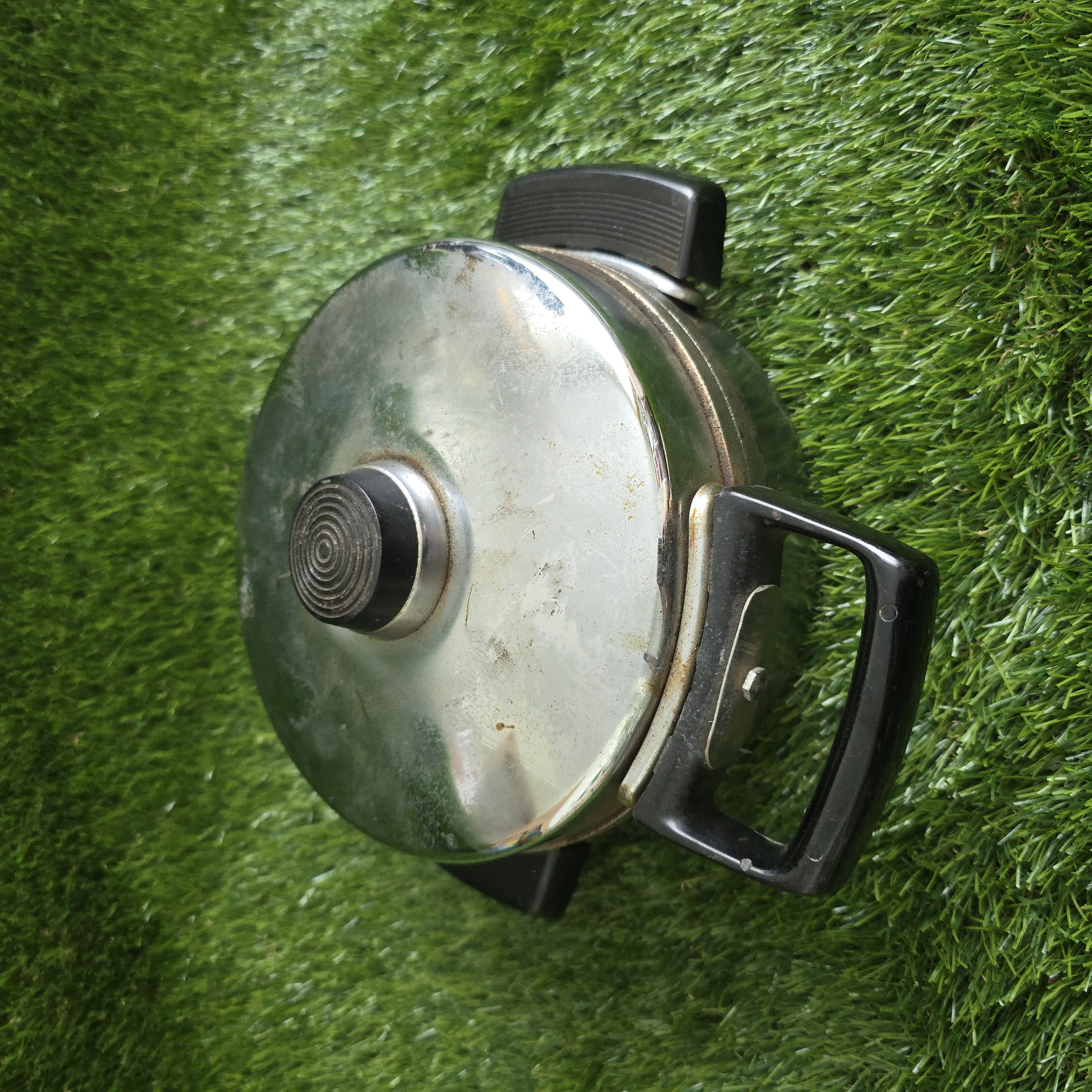 Senovinė vokiška elektrinė vaflinė su laidu