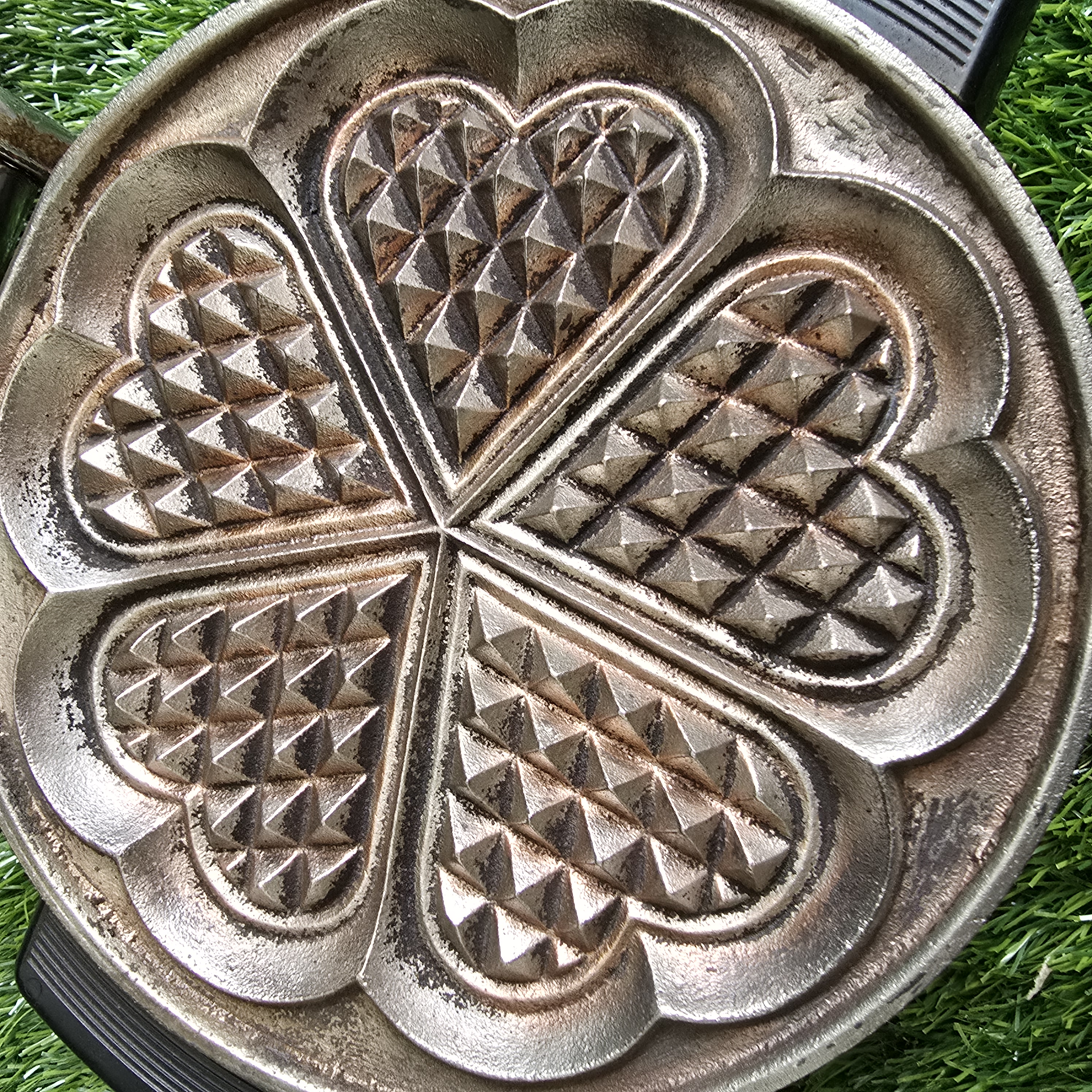 Senovinė vokiška elektrinė vaflinė su laidu