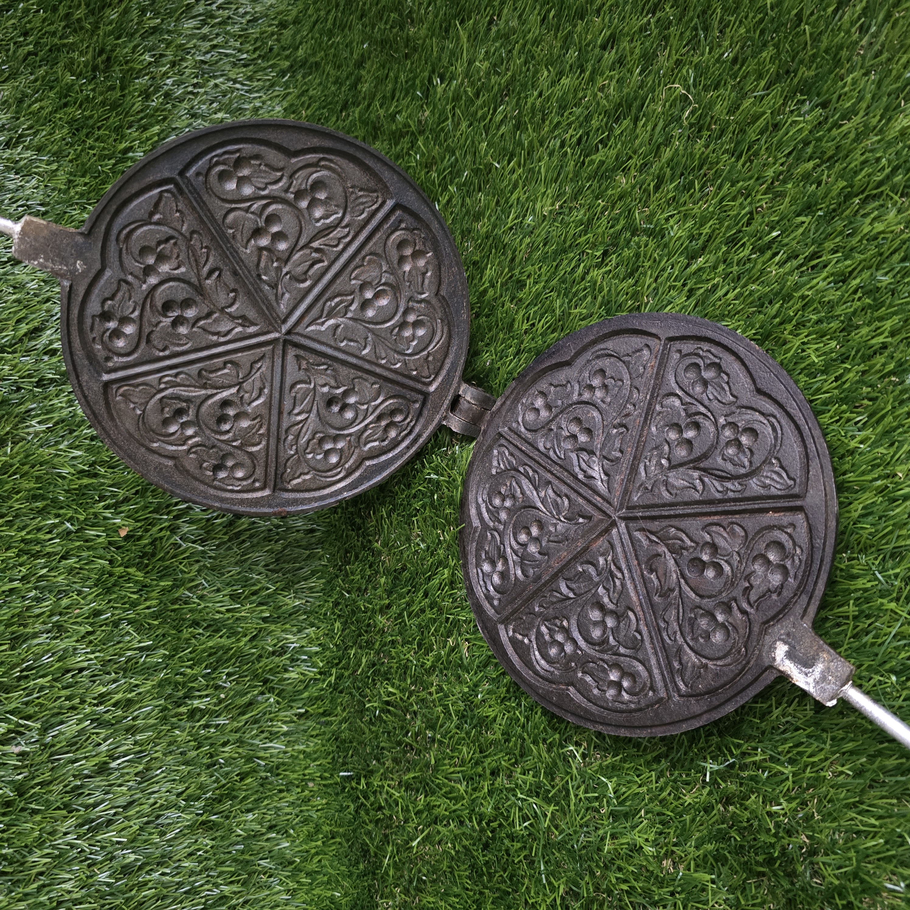 Plonų vaflių keptuvė