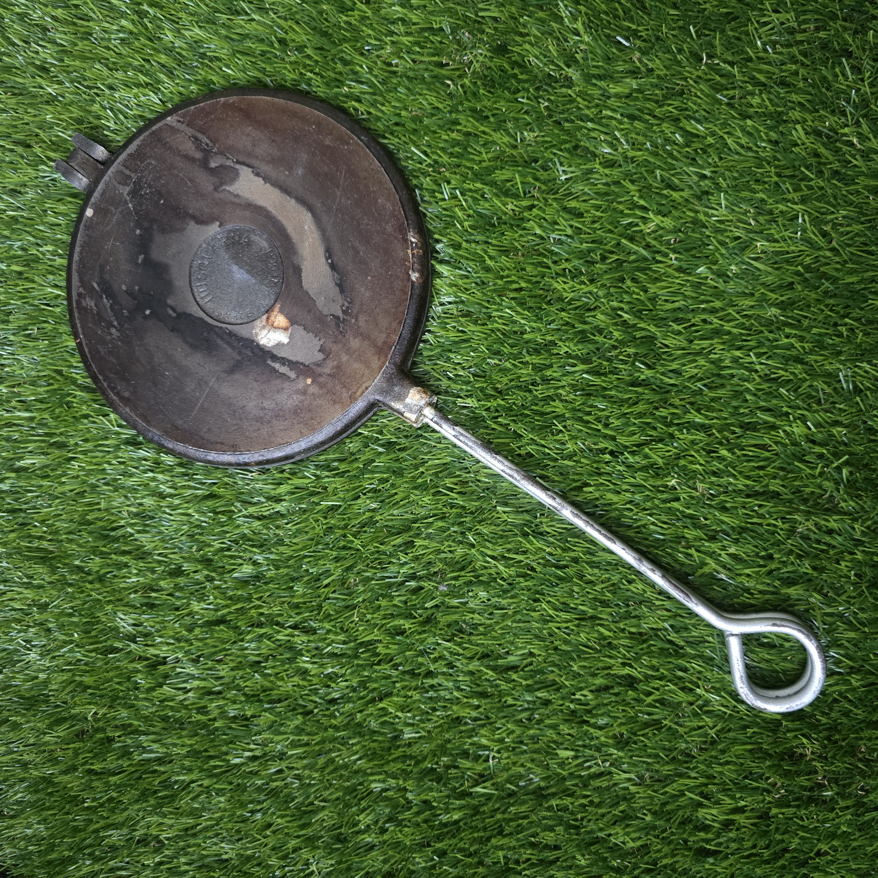 Plonų vaflių keptuvė