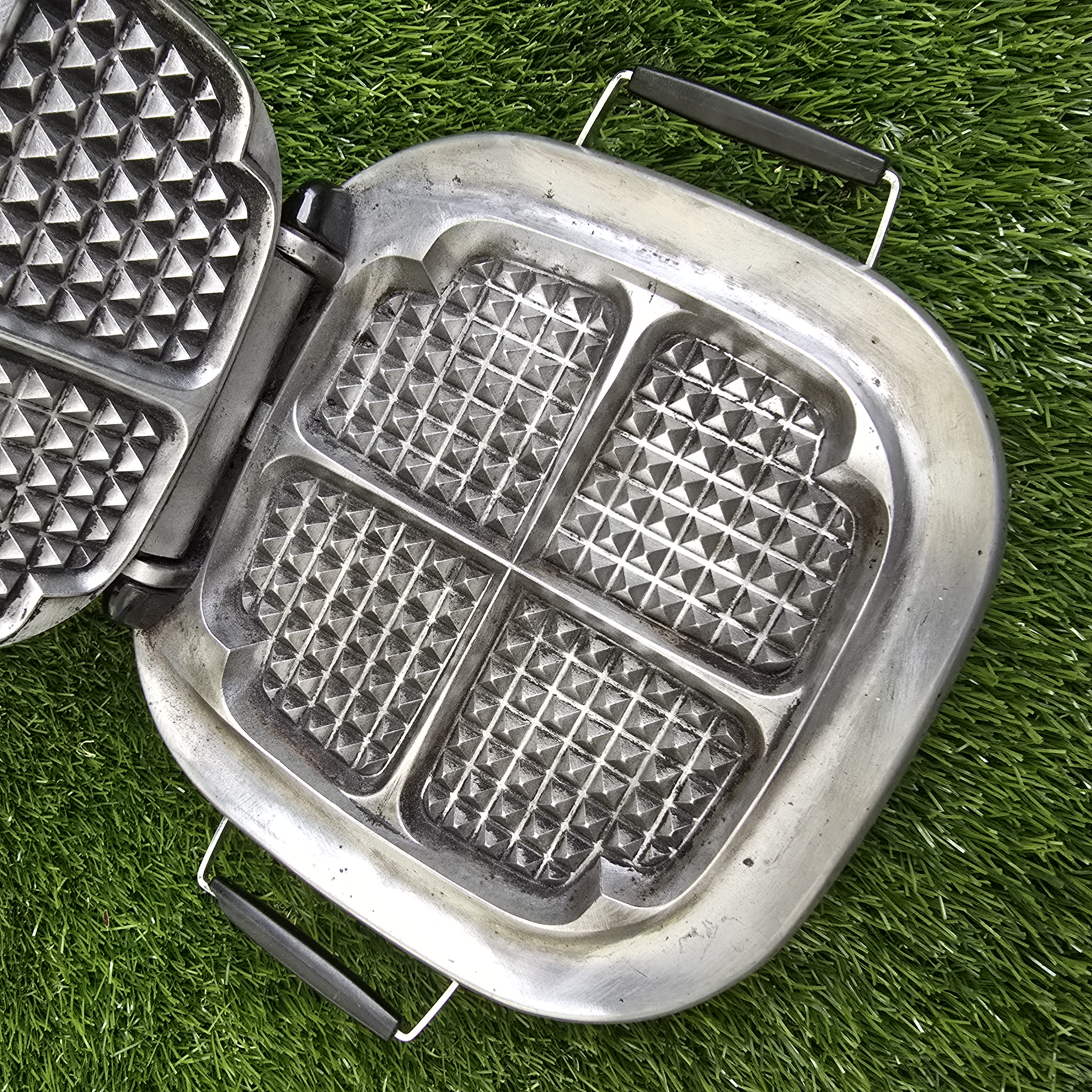 Senovinė elektrinė čirvinių blynų keptuvė Husqvarna su laidu