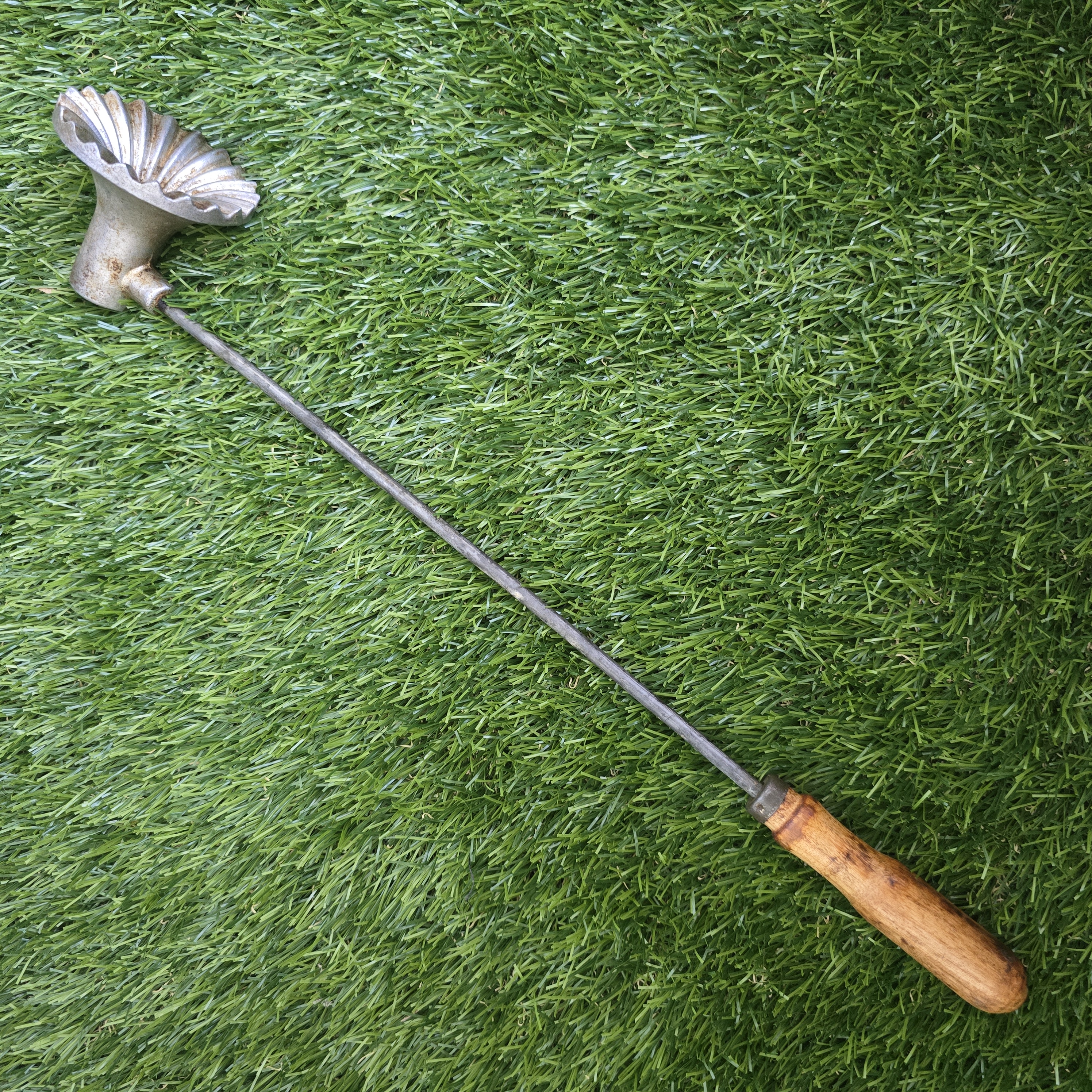 Senovinė žagarėlių formelė su koteliu